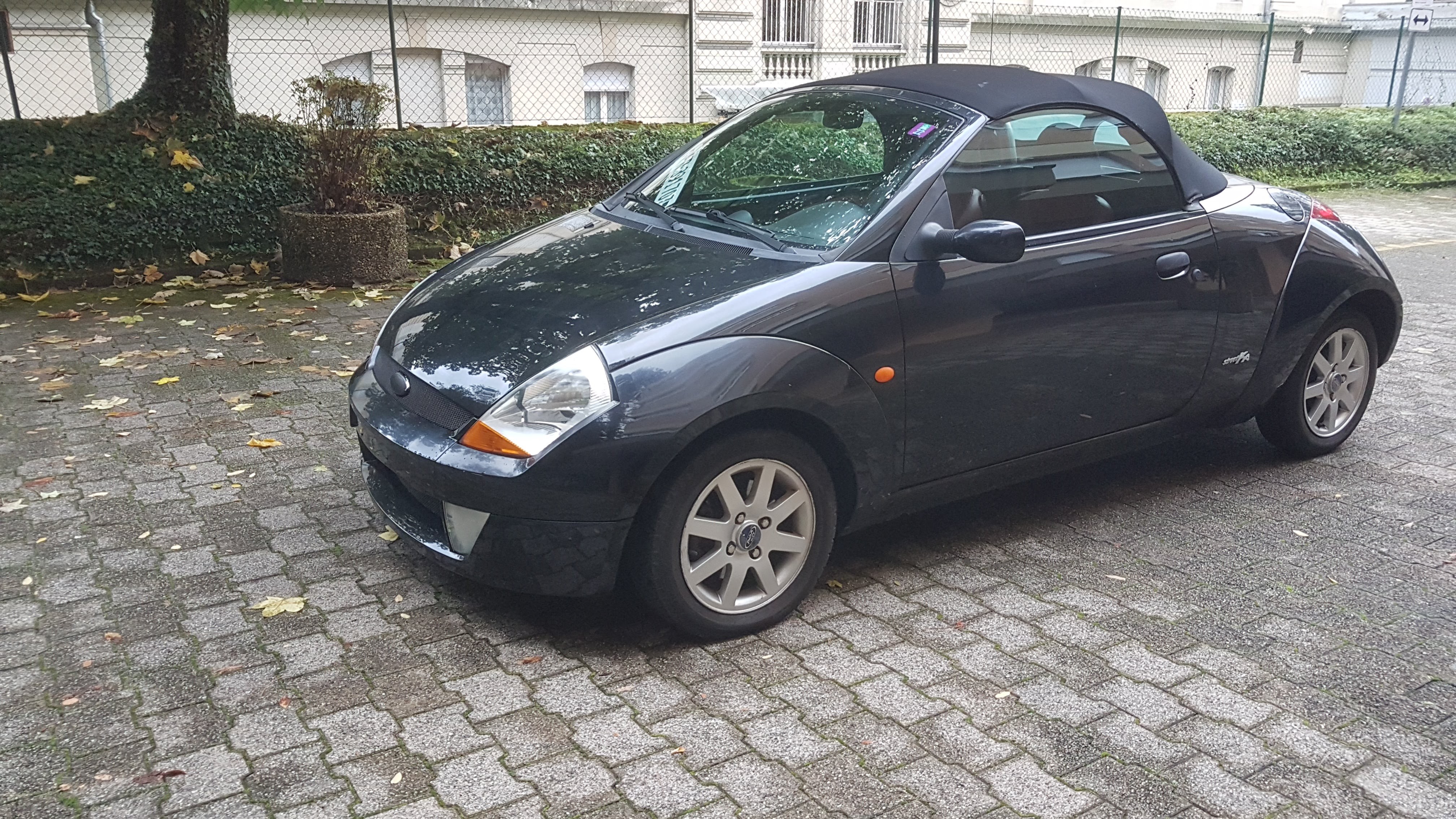 FORD Streetka 1.6 (Luxury)