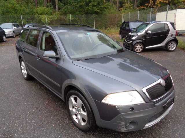 SKODA Octavia Scout 2.0 TDI 4x4