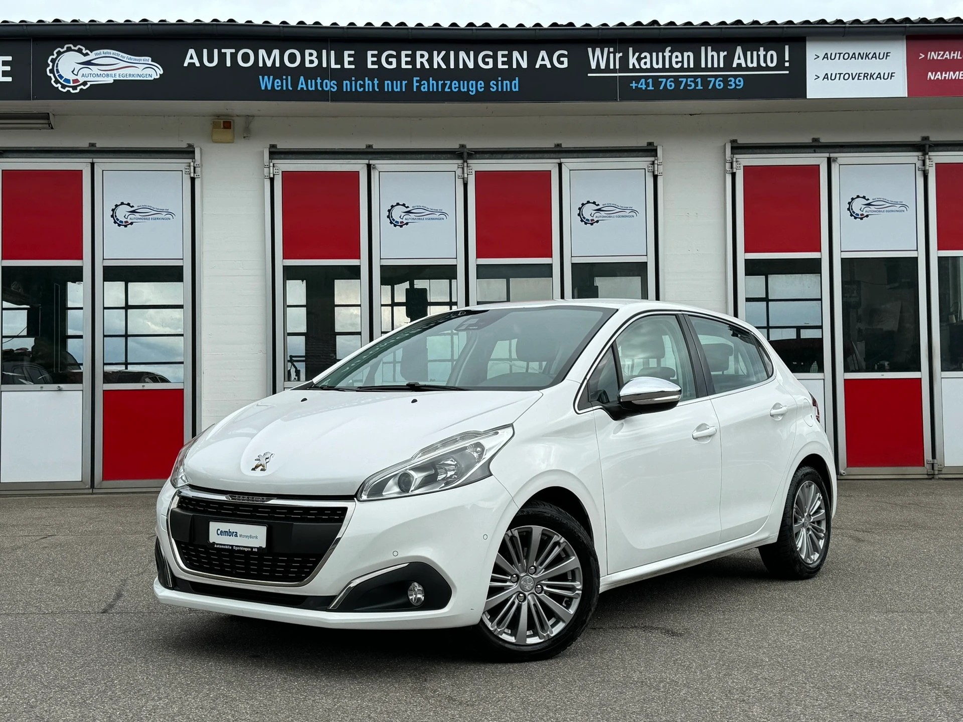 PEUGEOT 208 1.2 PureTech Allure