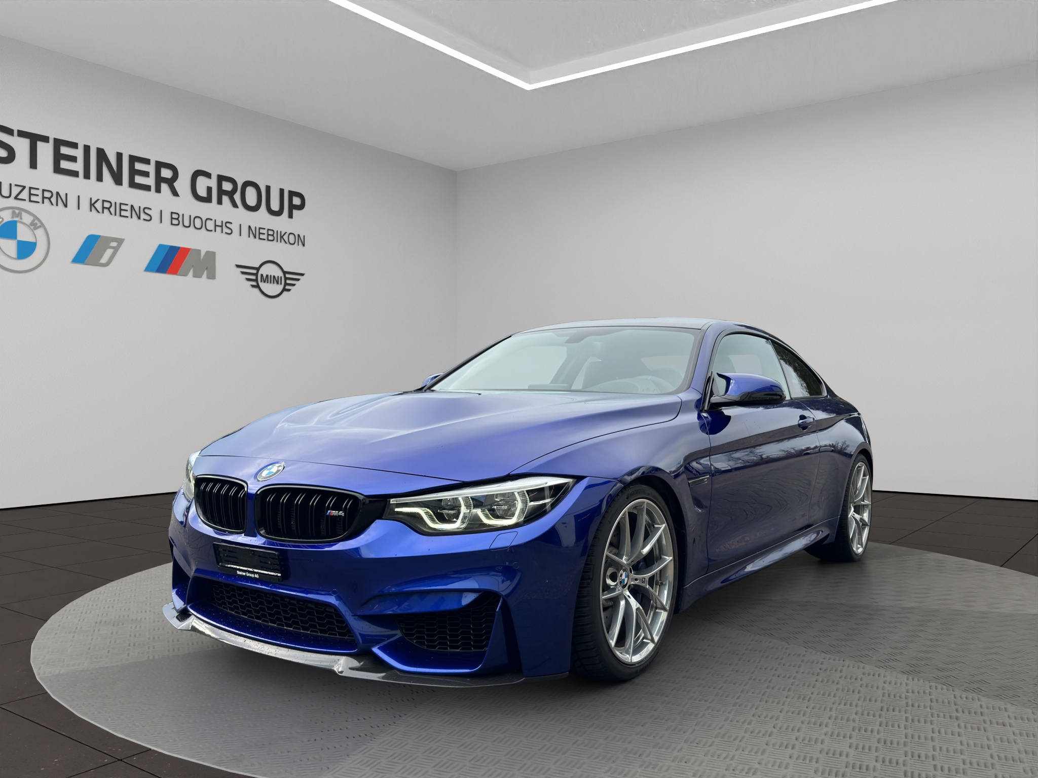 BMW M4 Coupé CS DKG