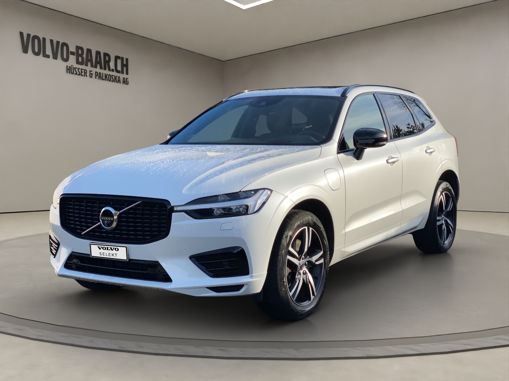 VOLVO XC60 2.0 T6 TE R-Design eAWD