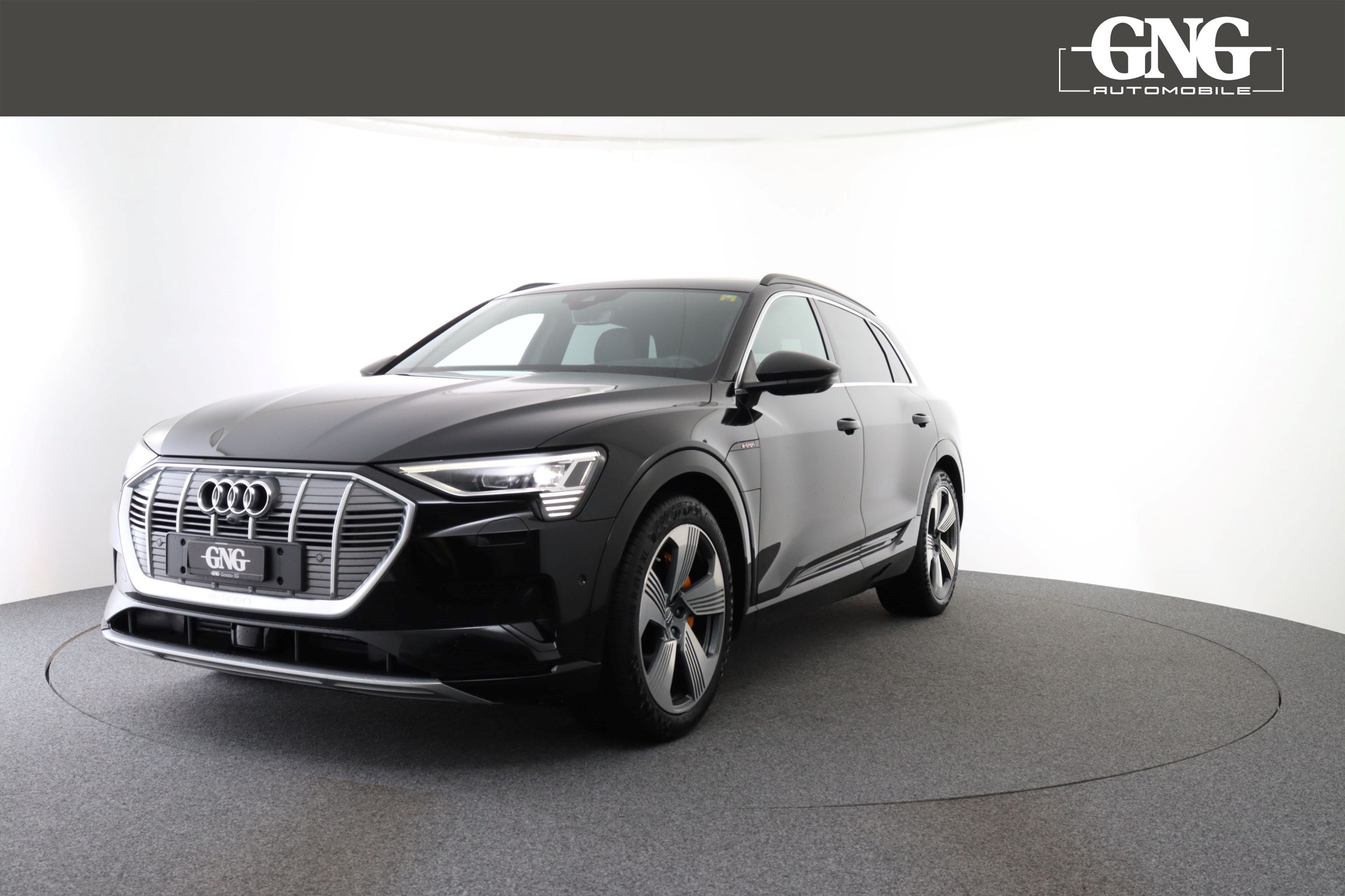 AUDI e-tron 55 quattro