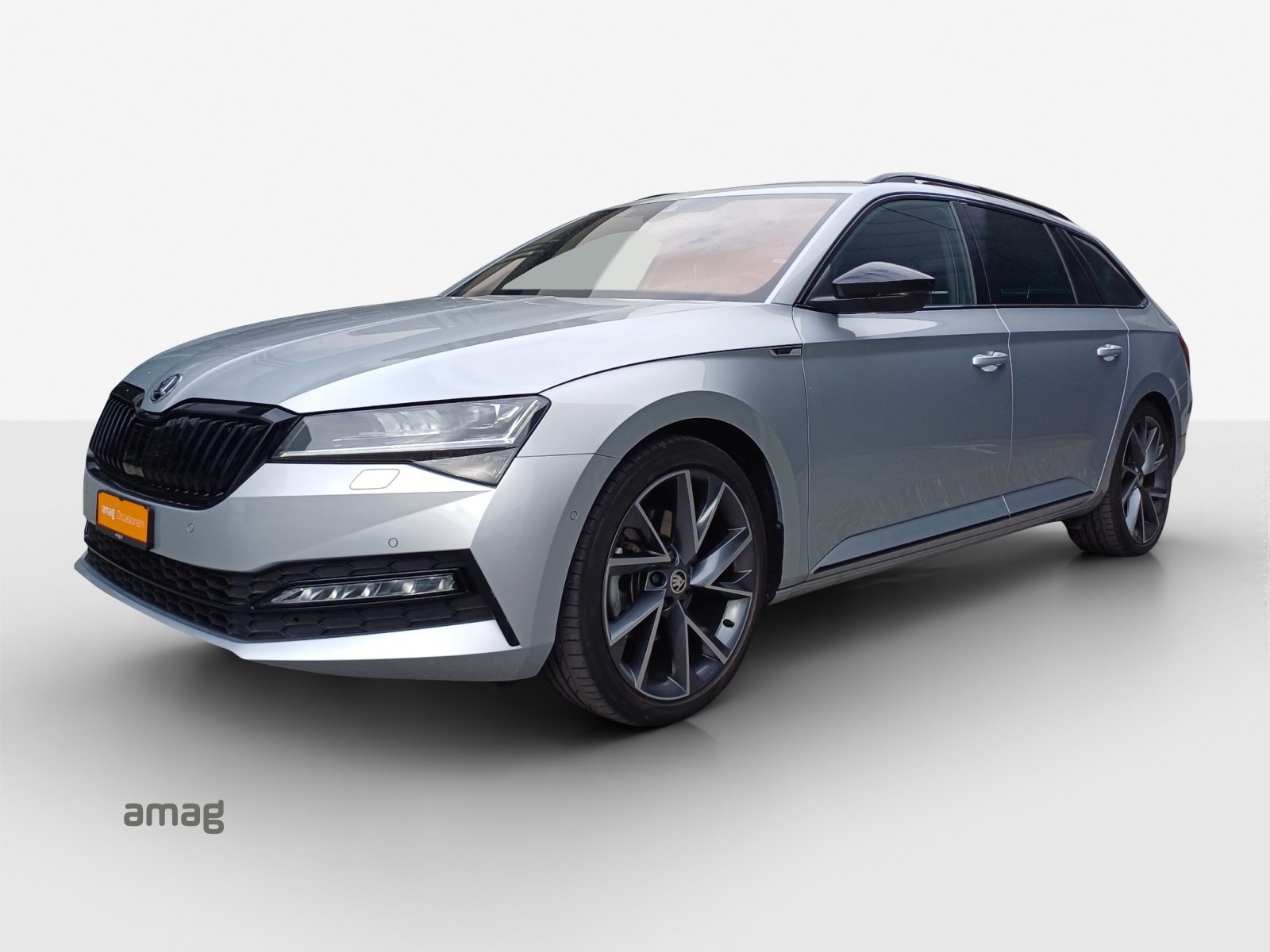 SKODA Superb Combi 2.0 TDi SportLine 4x4 DSG