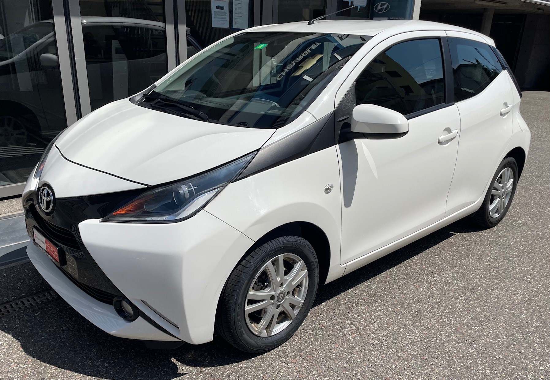 TOYOTA Aygo 1.0 VVT-i x-pure