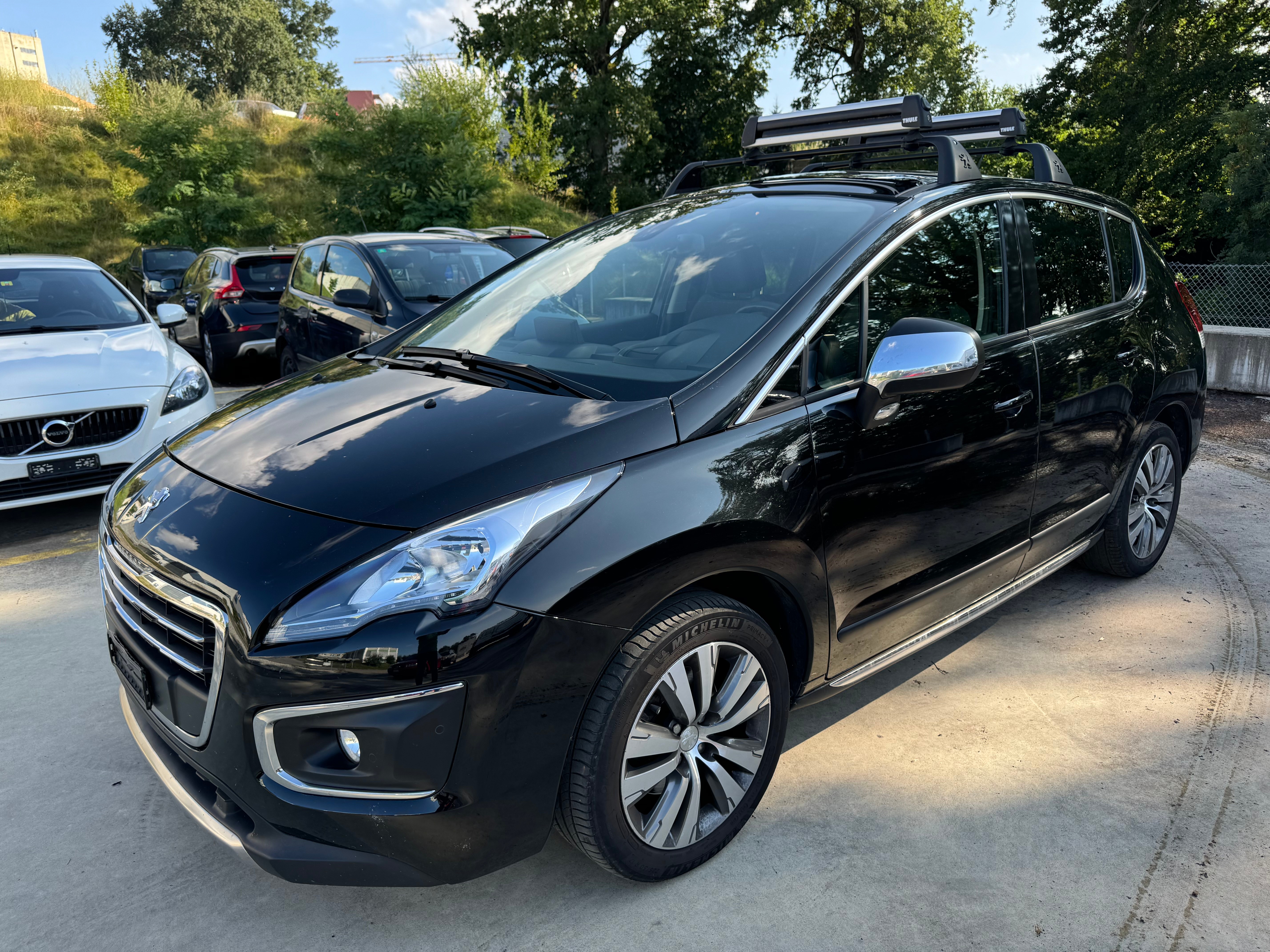 PEUGEOT 3008 2.0 HDI Allure