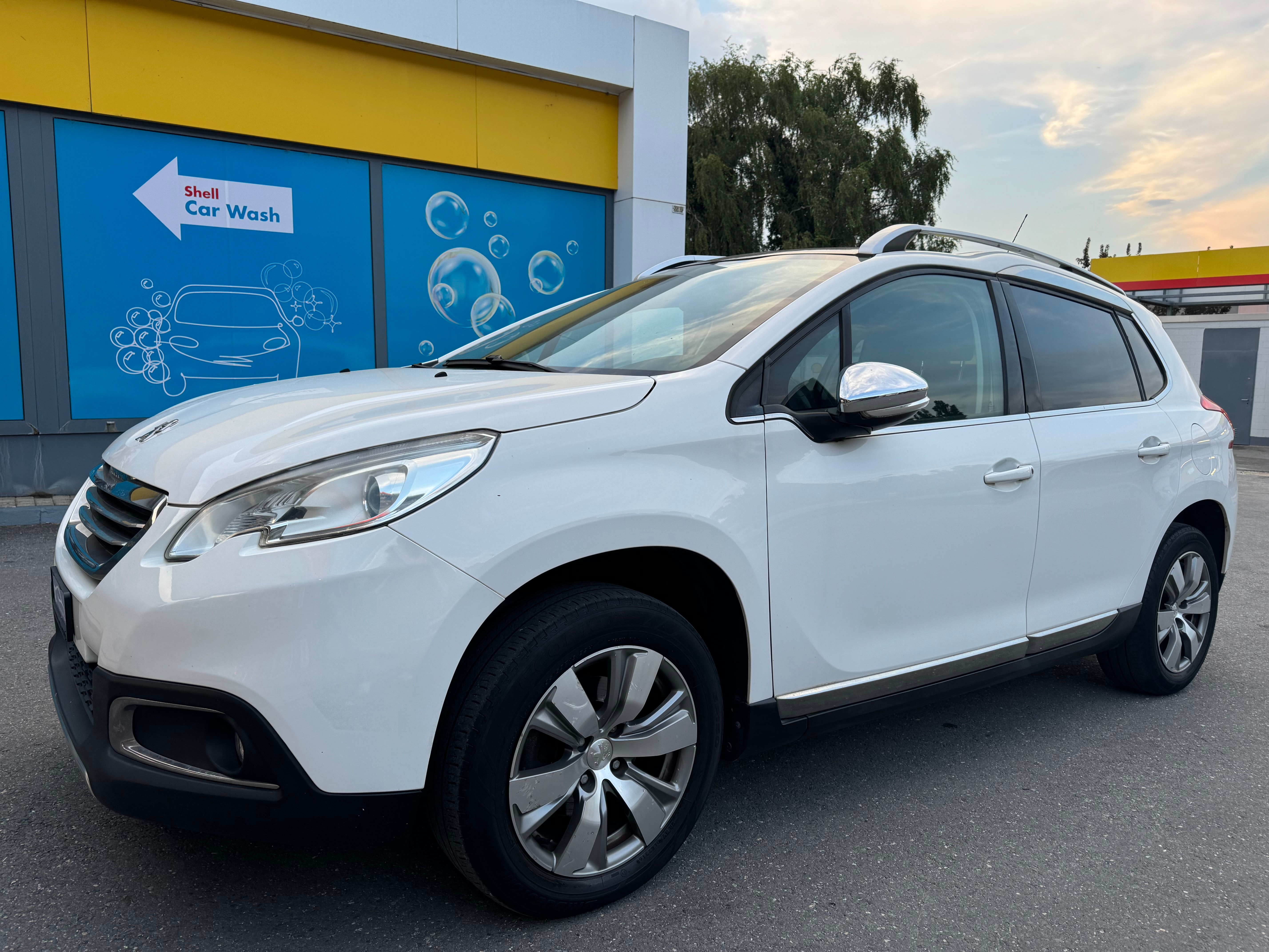 PEUGEOT 2008 1.6 e-HDi Crossway