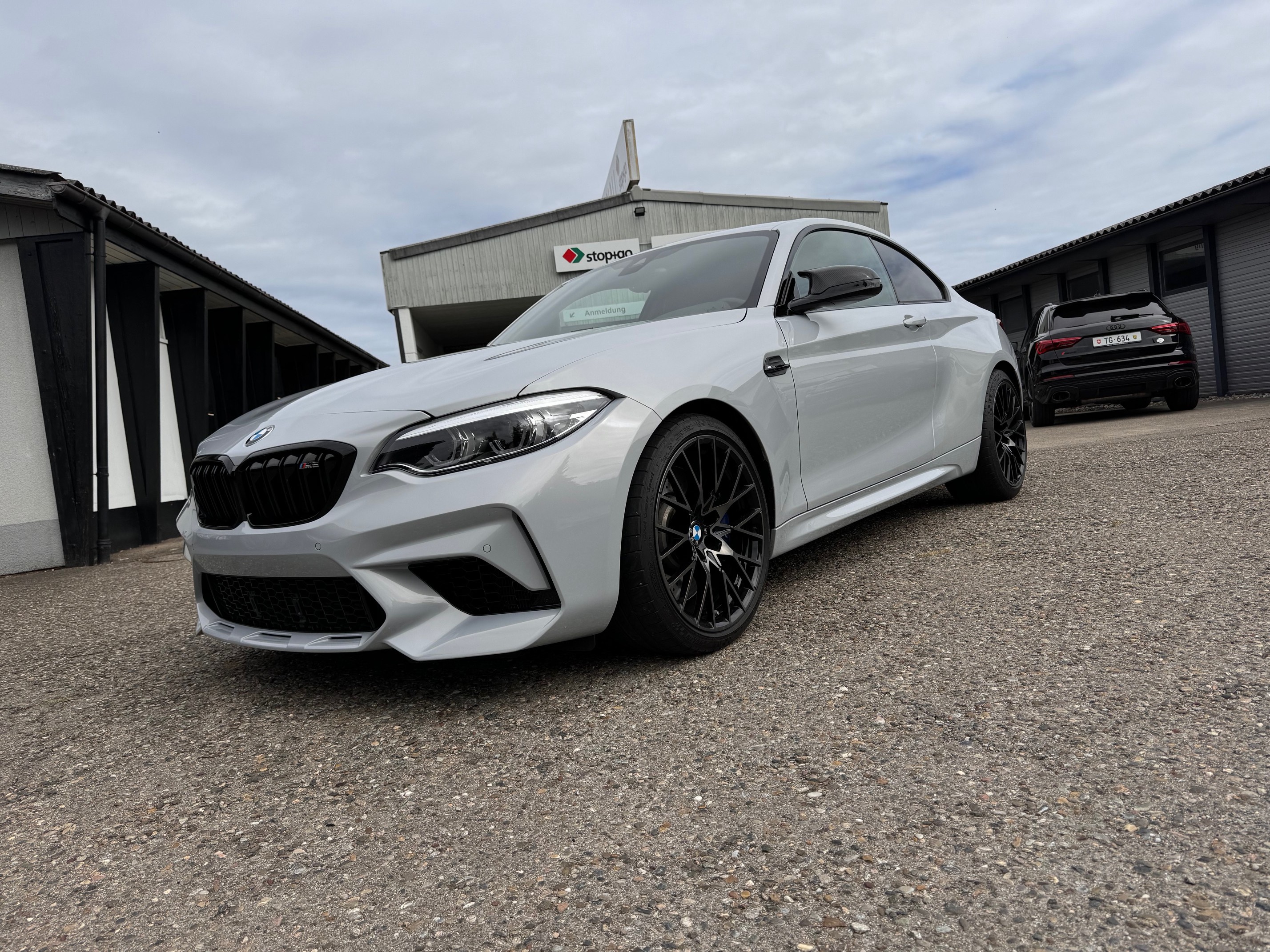 BMW M2 Competition Drivelogic