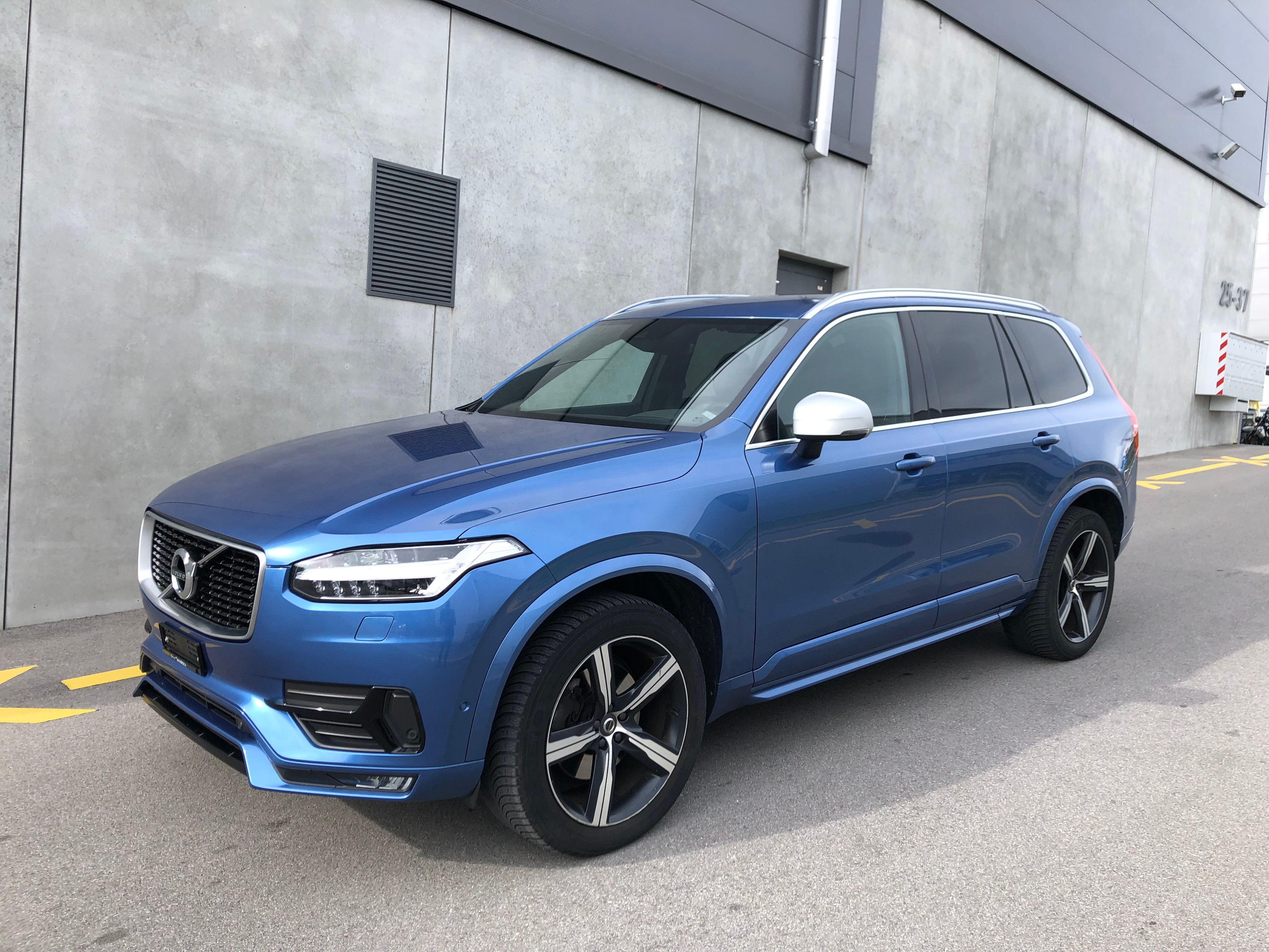 VOLVO XC90 D5 AWD R-Design Geartronic (18)