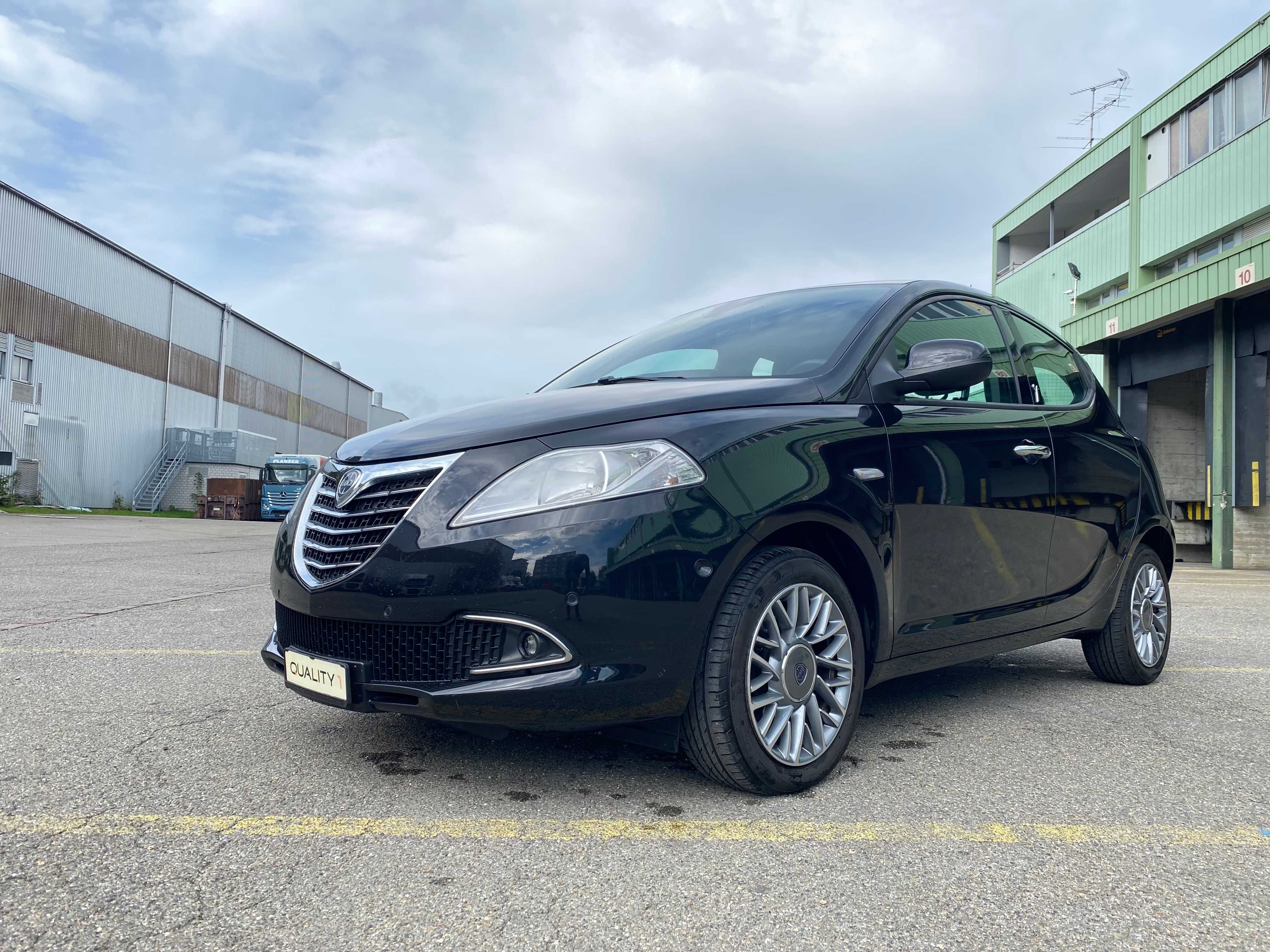 LANCIA Ypsilon 1.3 D-MJ Platinum