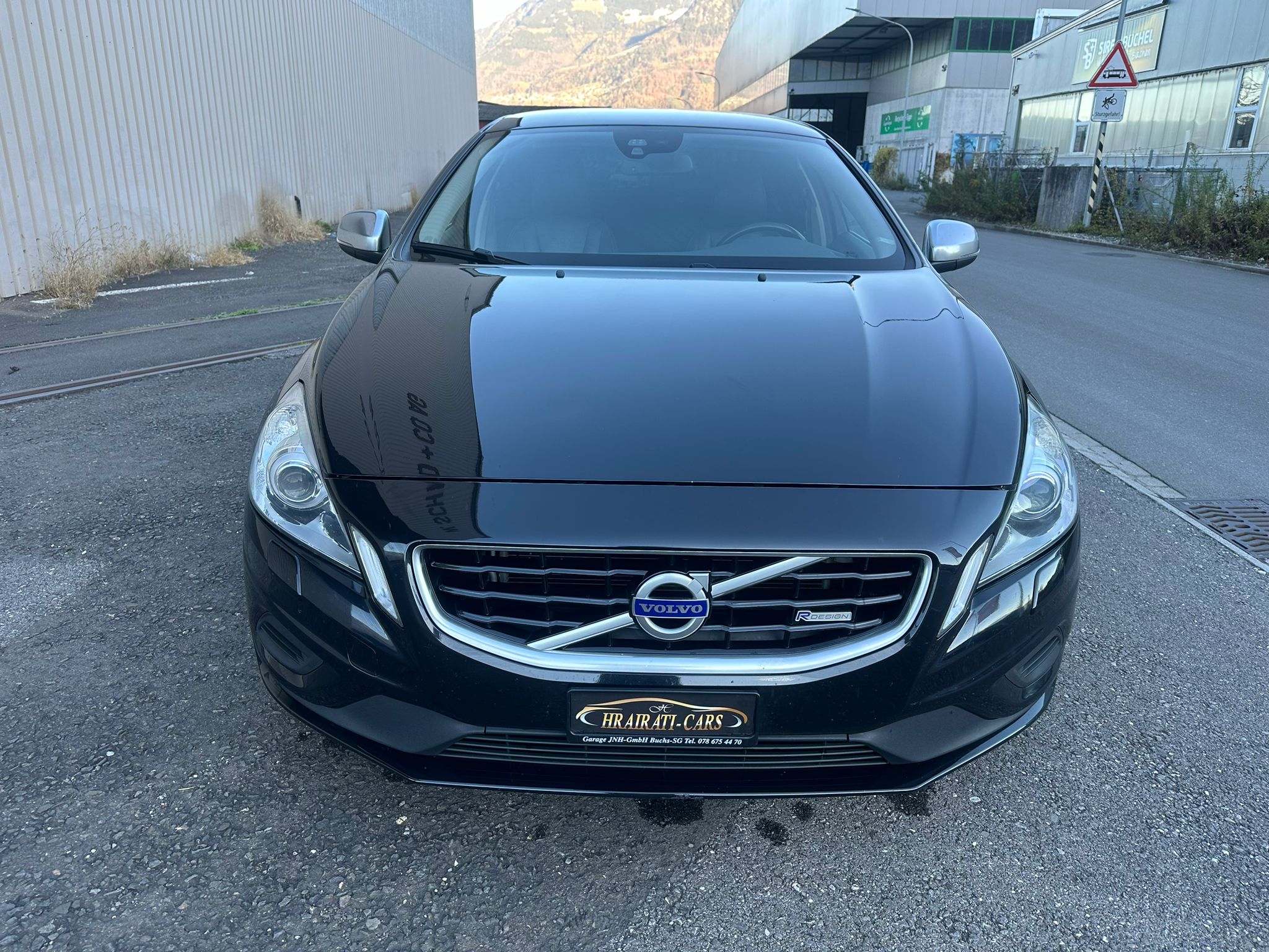 VOLVO S60 D5 AWD R-Design Geartronic