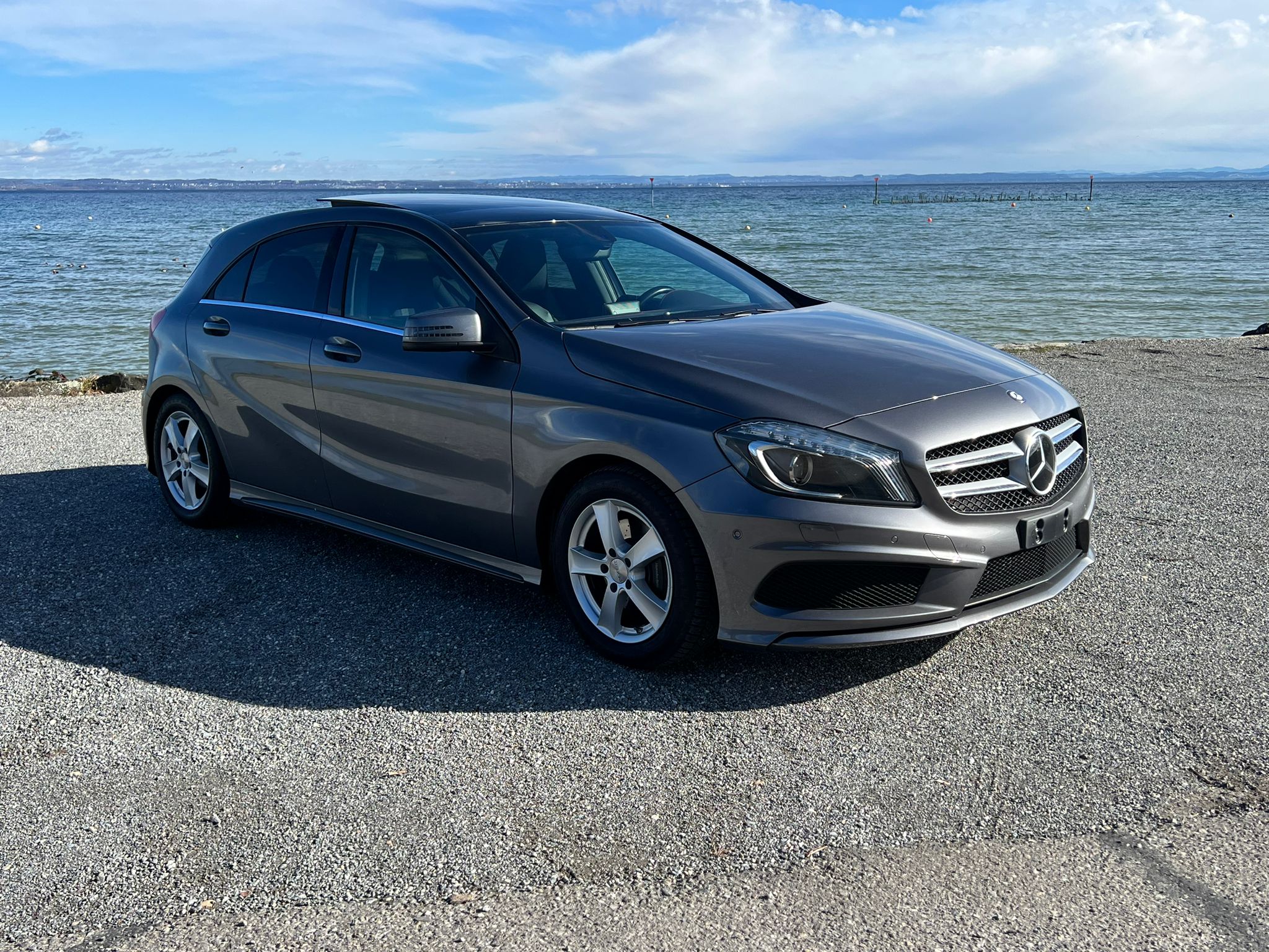 MERCEDES-BENZ A 200 AMG Line