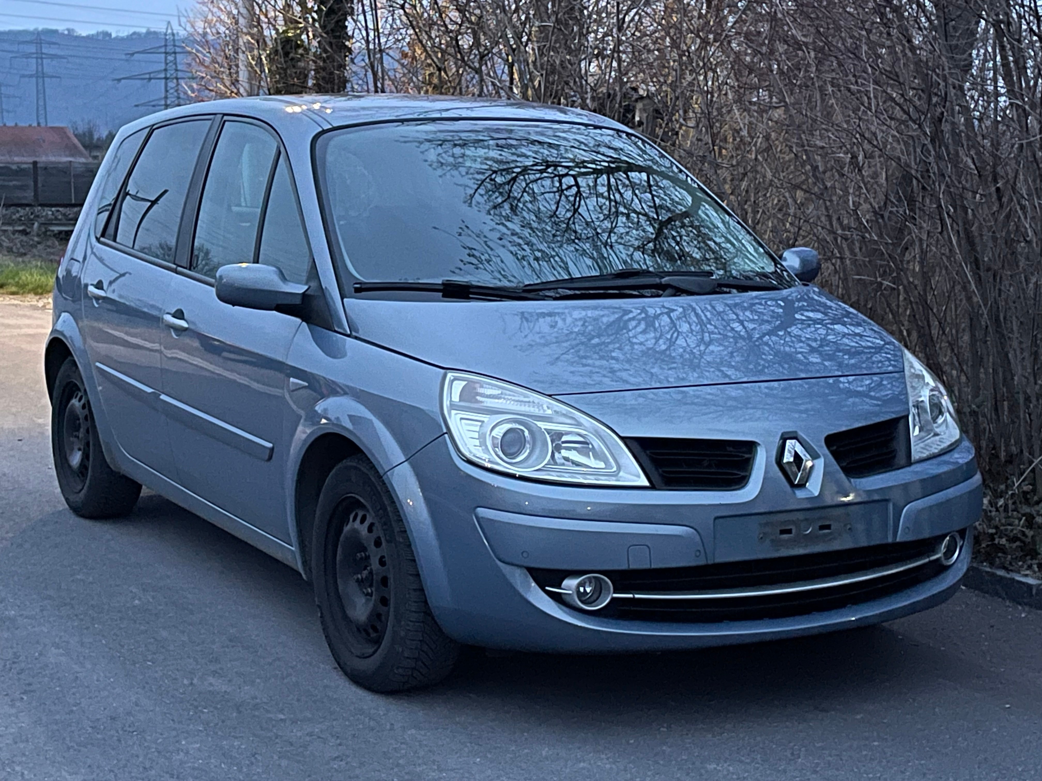 RENAULT Scénic 2.0 16V Privilège Luxe