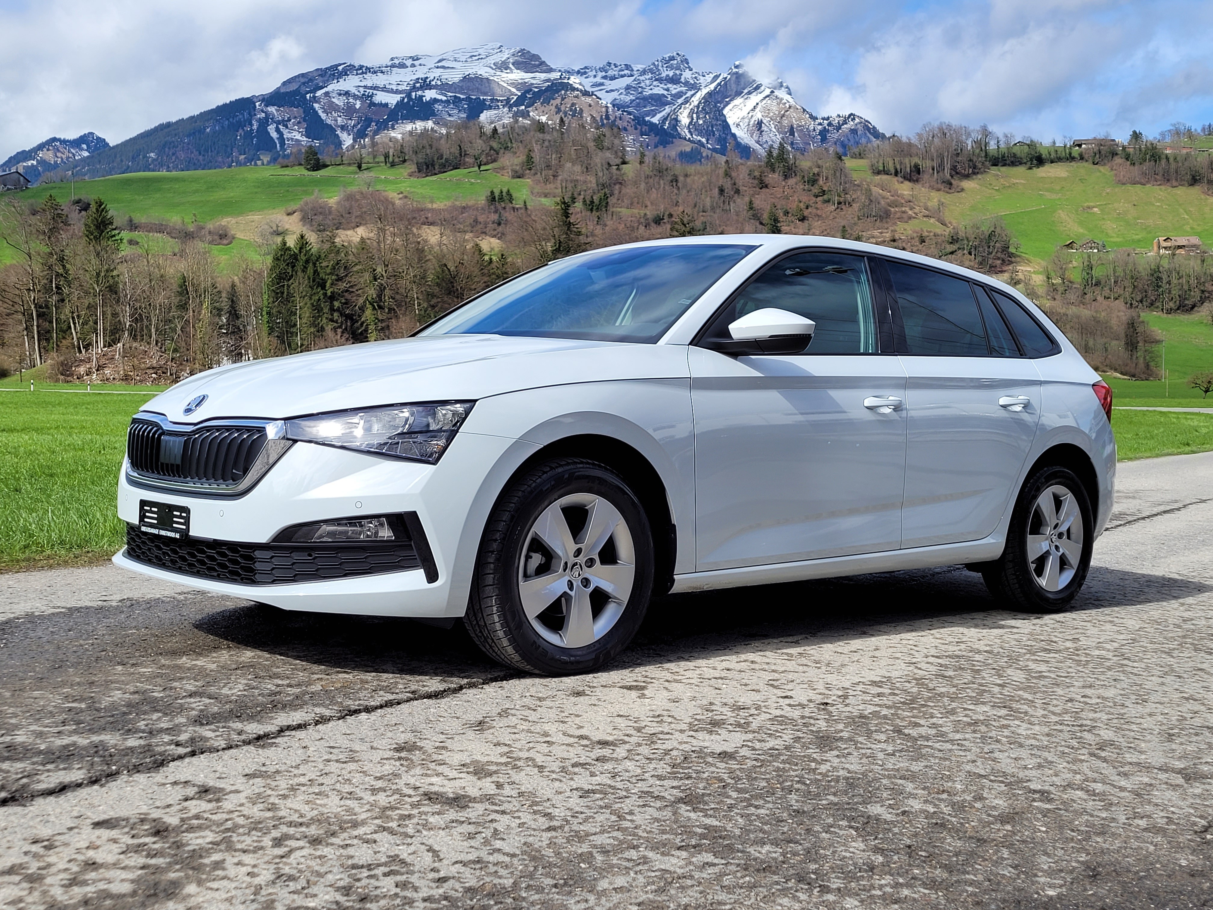 SKODA Scala 1.5 TSI ACT Ambition DSG *150PS + Anhängerkupplung*