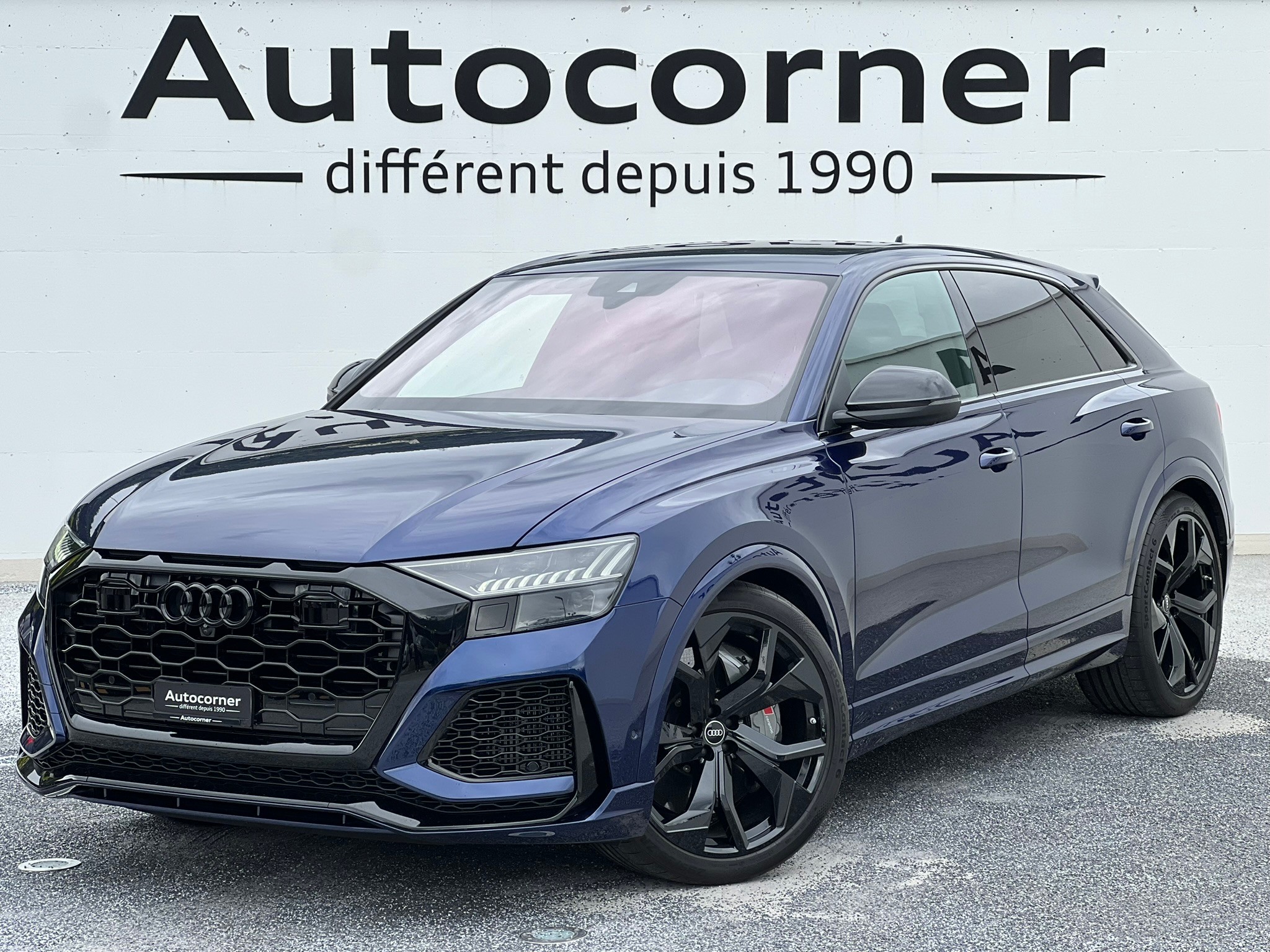 AUDI RSQ8 quattro tiptronic