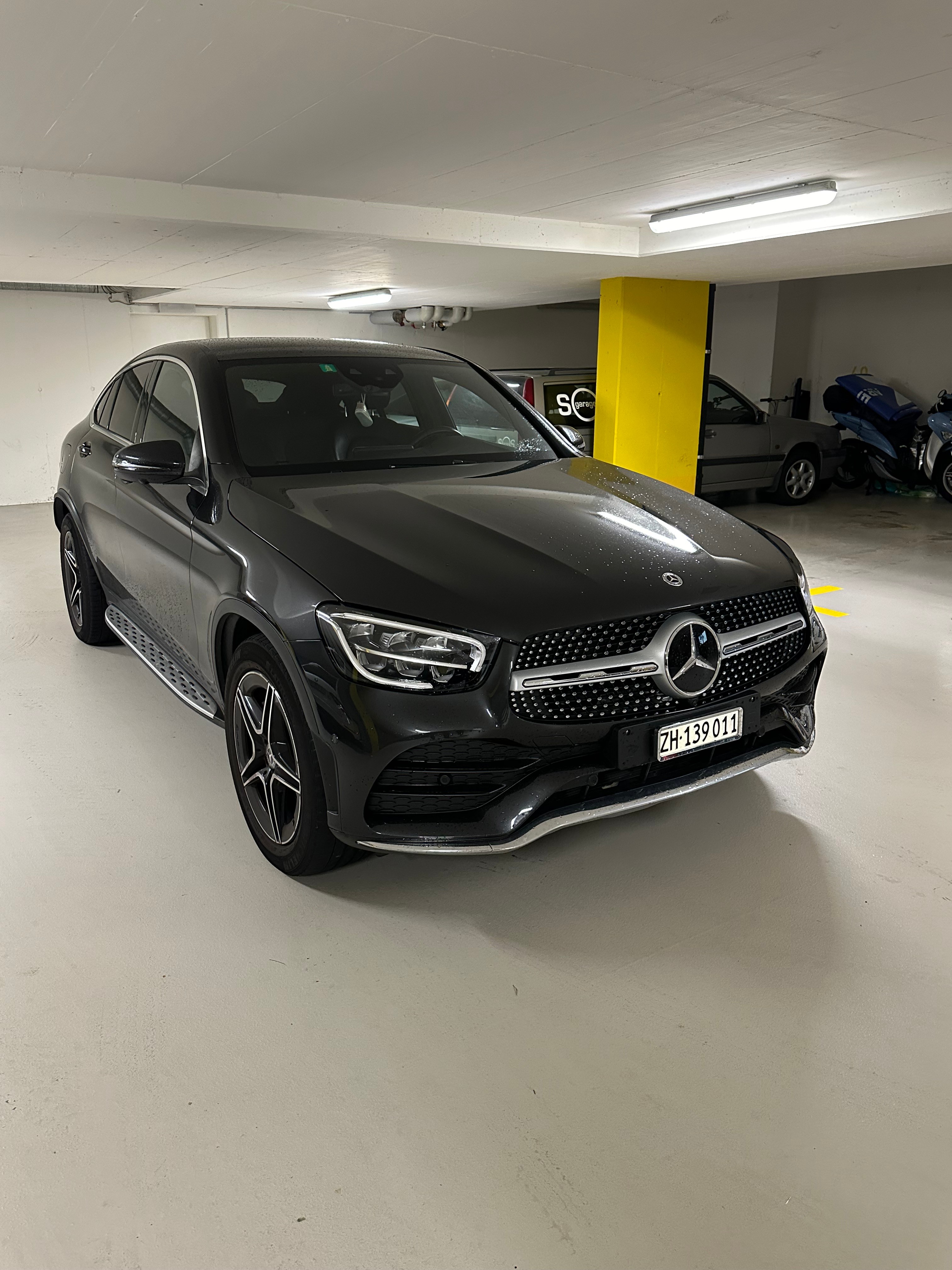 MERCEDES-BENZ GLC Coupe 300 AMG Line 4Matic