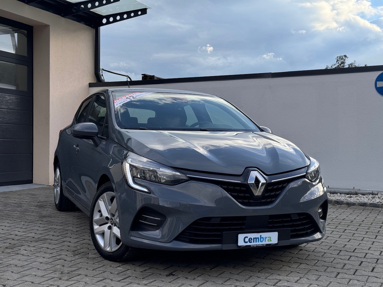 RENAULT Clio 1.0 Intens