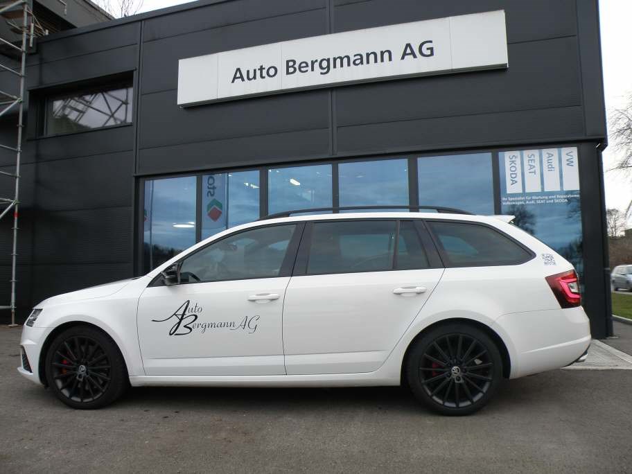 SKODA Octavia Combi 2.0 TSI RS