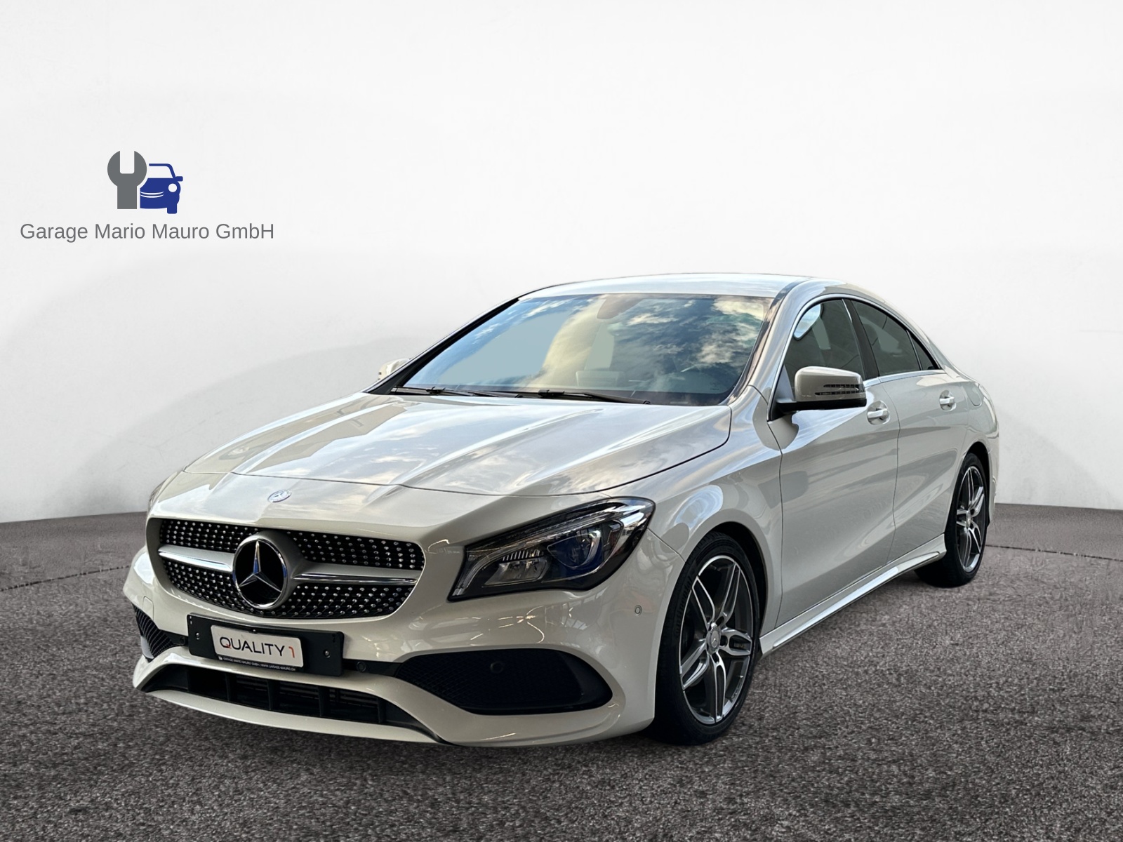 MERCEDES-BENZ CLA 200 AMG Line 7G-DCT