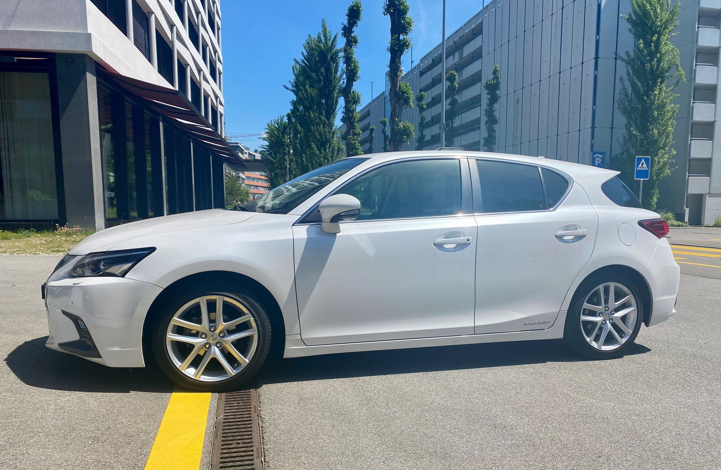 LEXUS CT 200h 1.8 comfort CVT