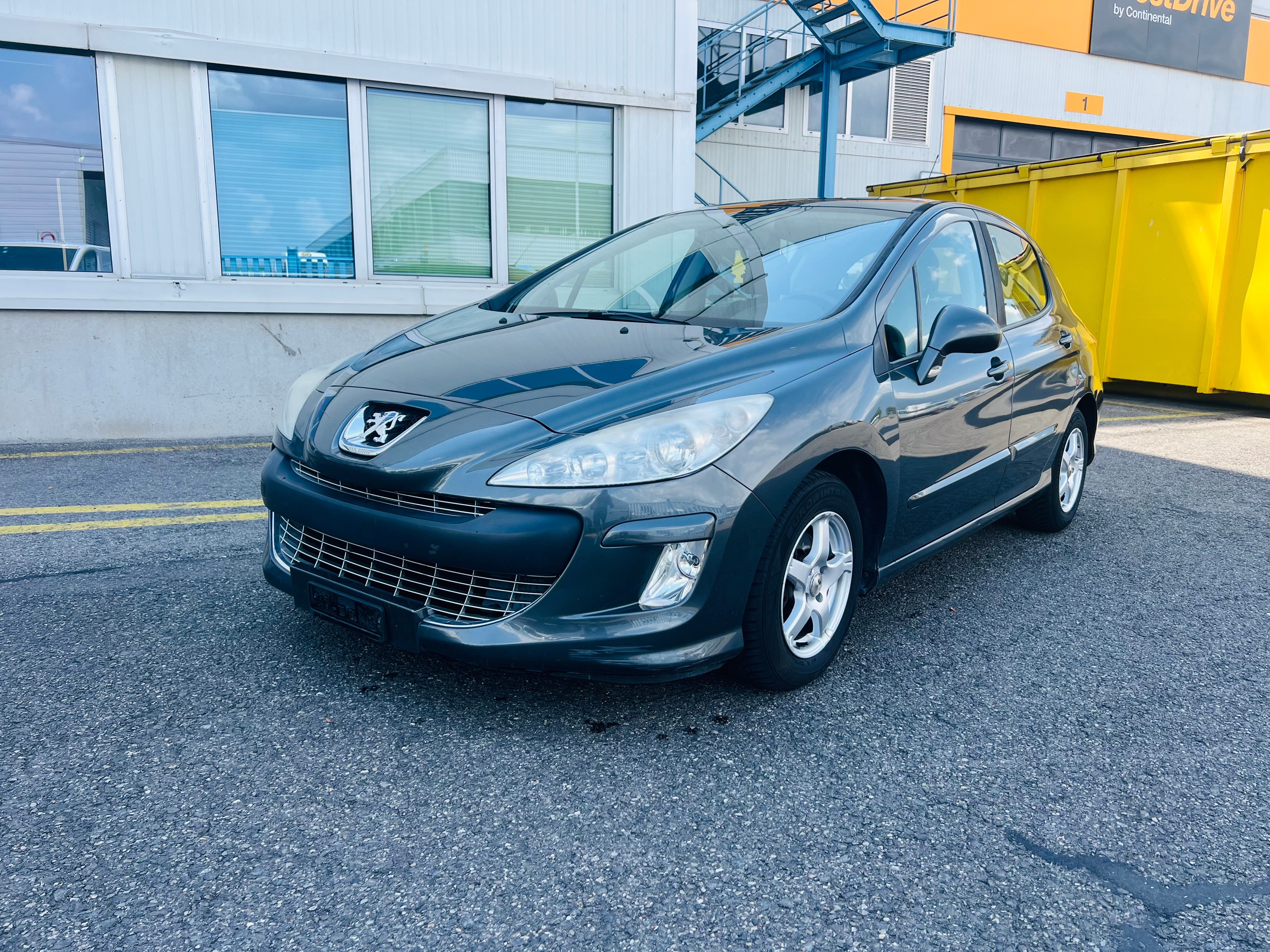 PEUGEOT 308 1.6 HDI Sport