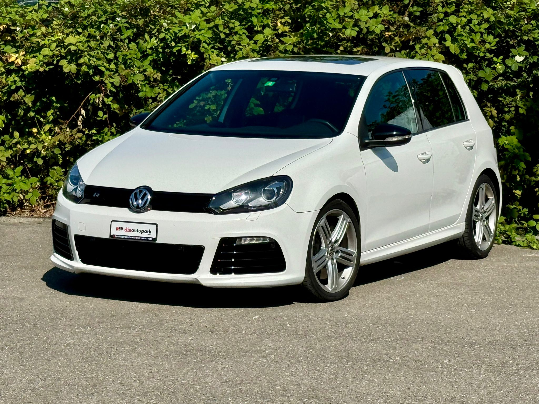 VW Golf 2.0 TSI R 4Motion DSG * CH-Fahrzeug *