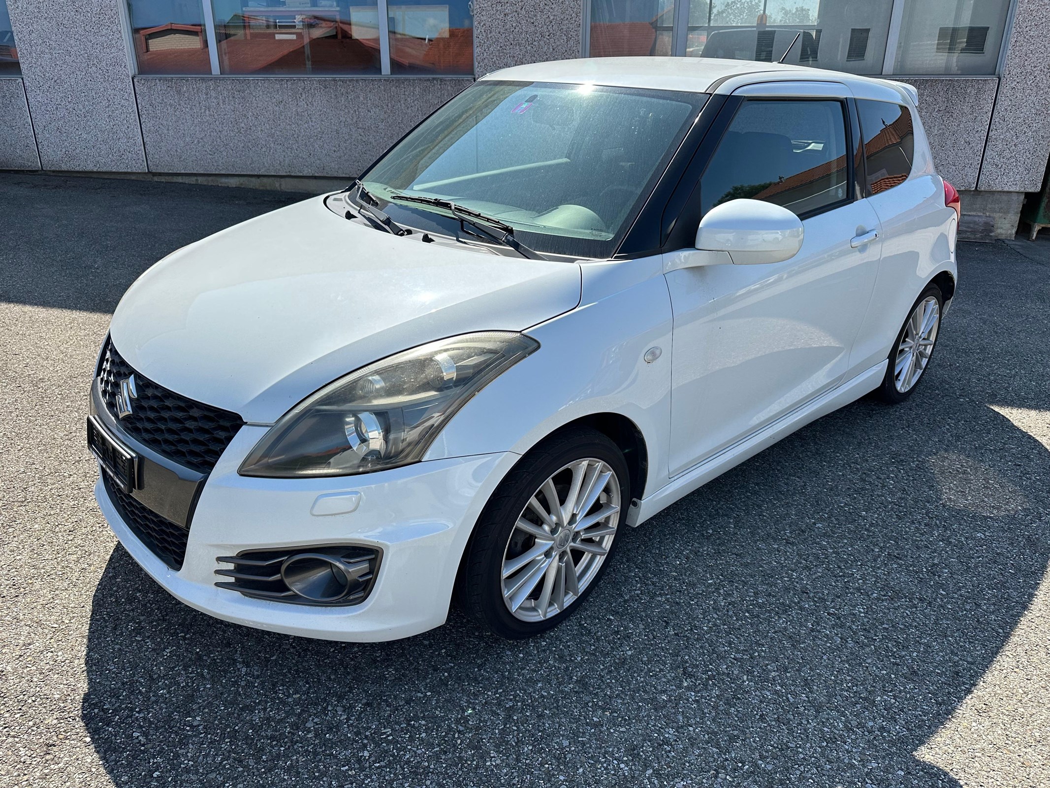 SUZUKI Swift 1.6 16V Sport