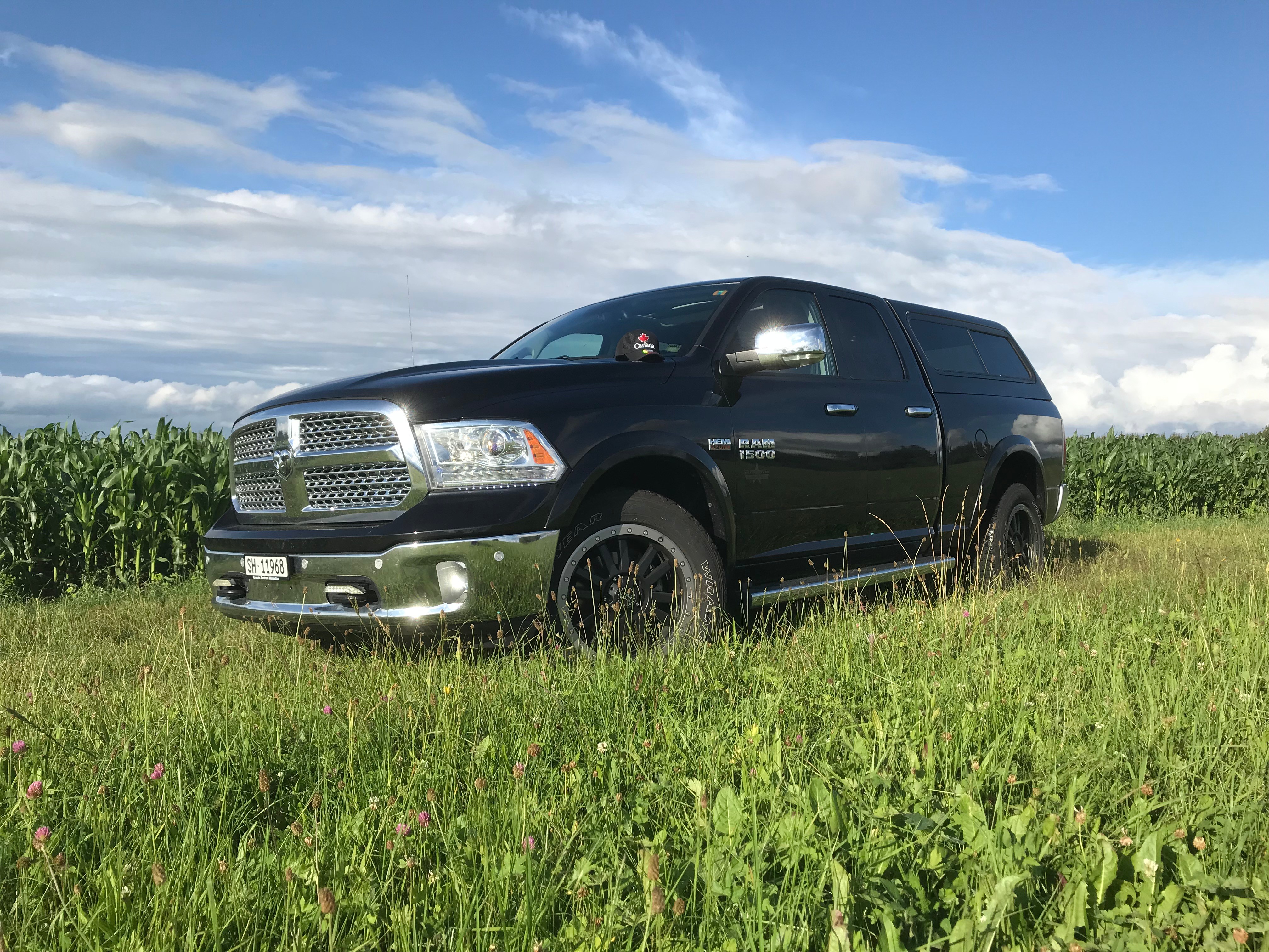 DODGE 1500 LARAMIE