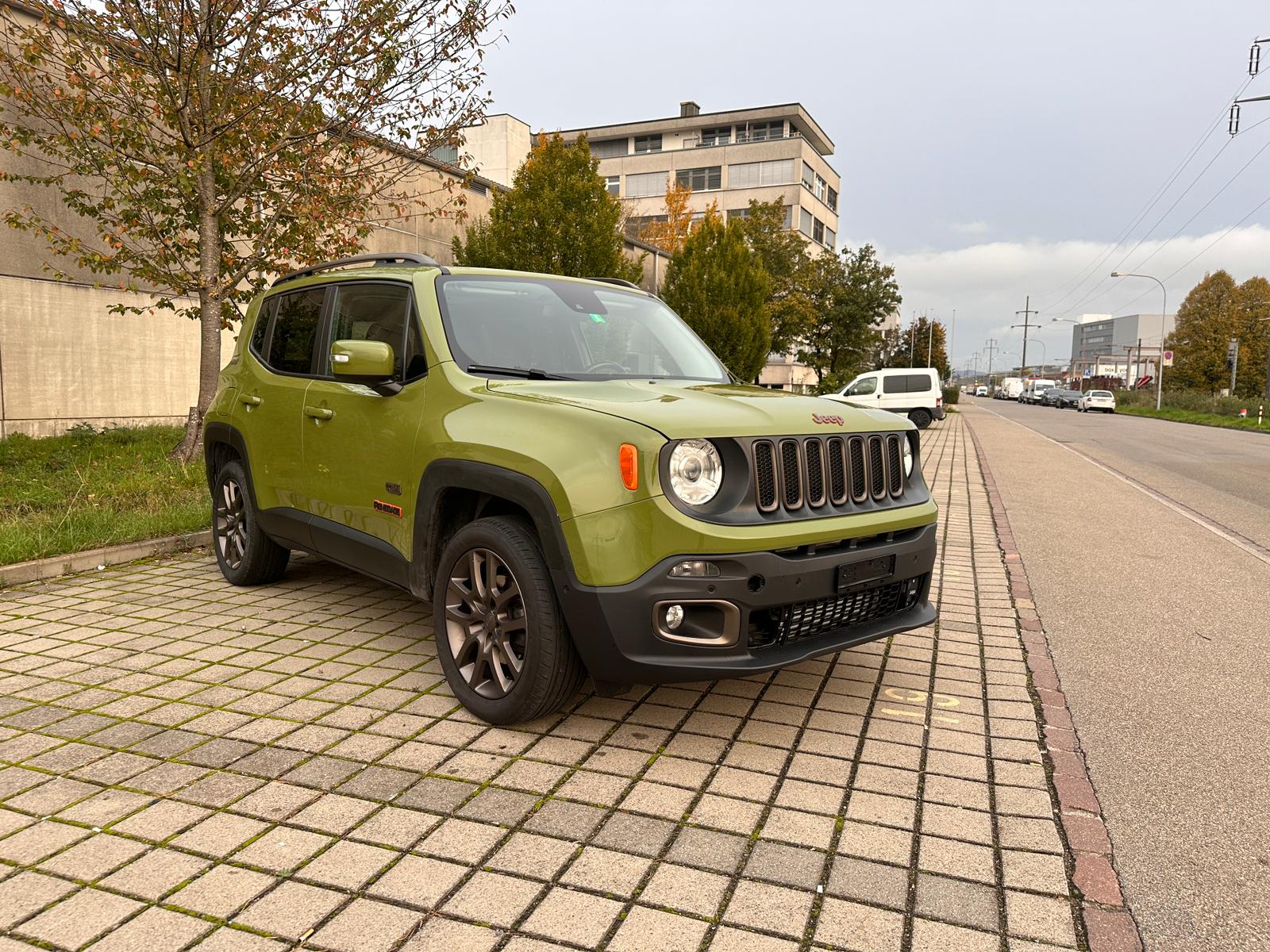 JEEP Renegade 2.0 CRD 75th Anniv. AWD + Low Range 9ATX