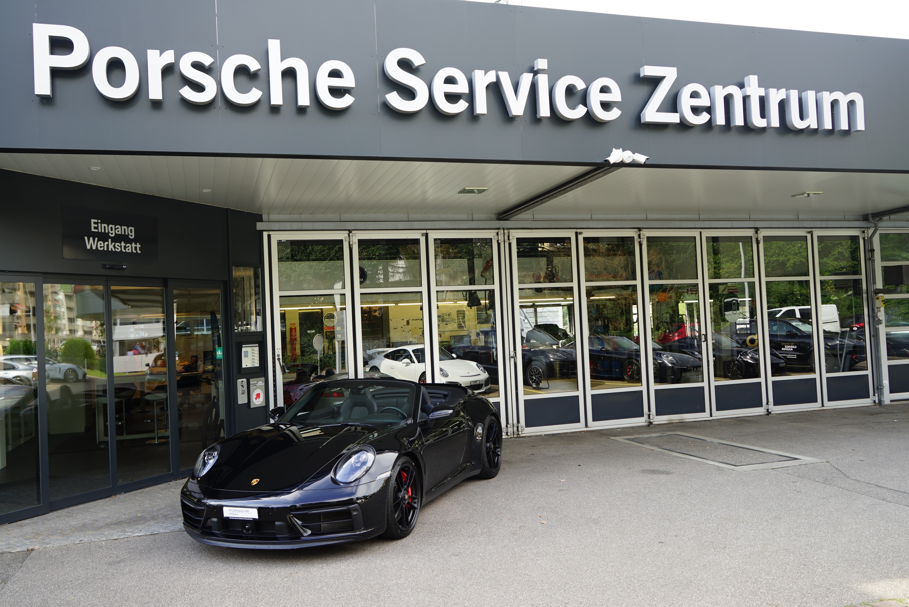 PORSCHE 911 Carrera 4 GTS Cabriolet PDK