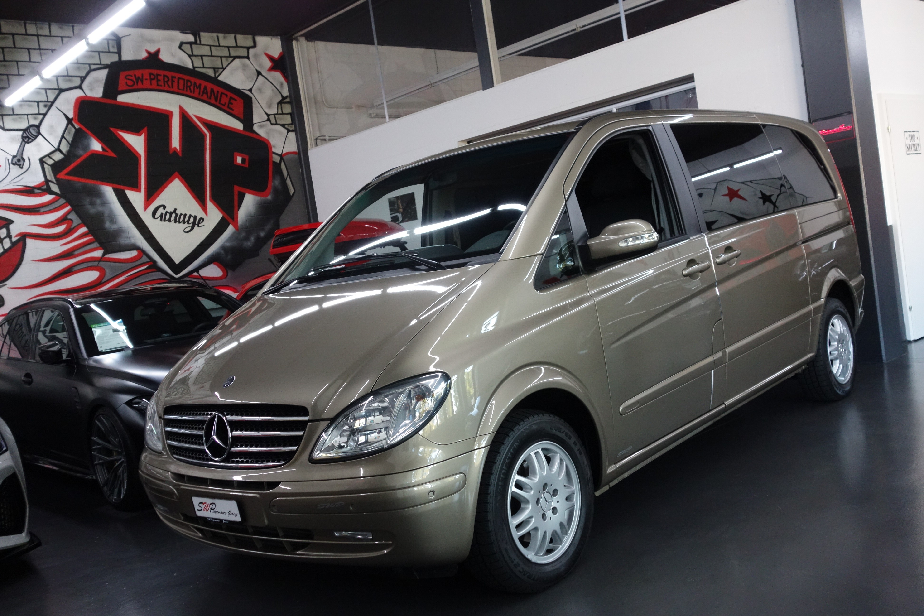 MERCEDES-BENZ VIANO 2.2 CDI AMBIENTE 6PLÄTZER BEHINDERTEN FZ MIT EL-DREHSTUHL ETC.