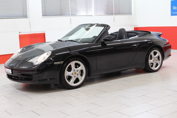 PORSCHE 911 Carrera 4 Cabrio