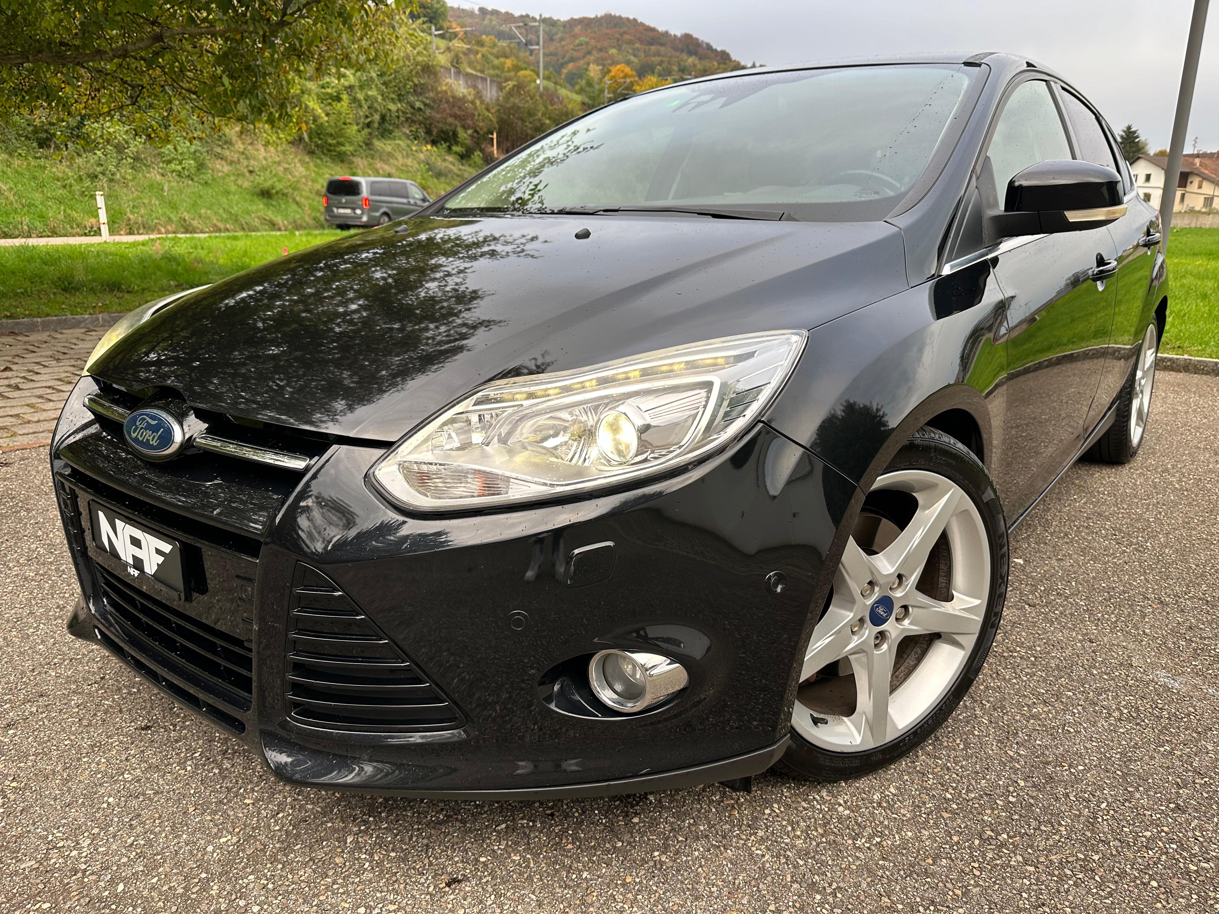 FORD Focus 1.6 SCTi Carving