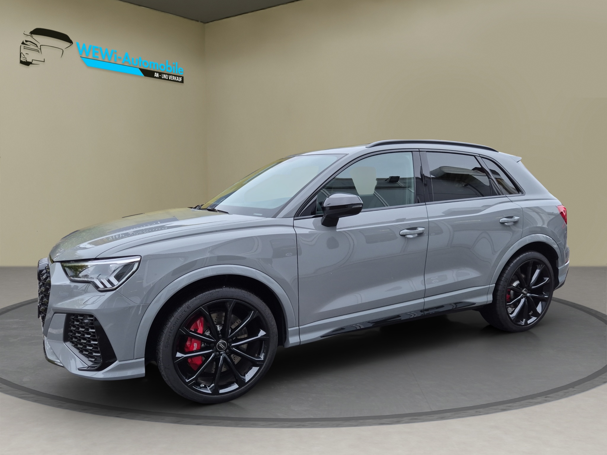 AUDI RS Q3 2.5 TFSI quattro S tronic