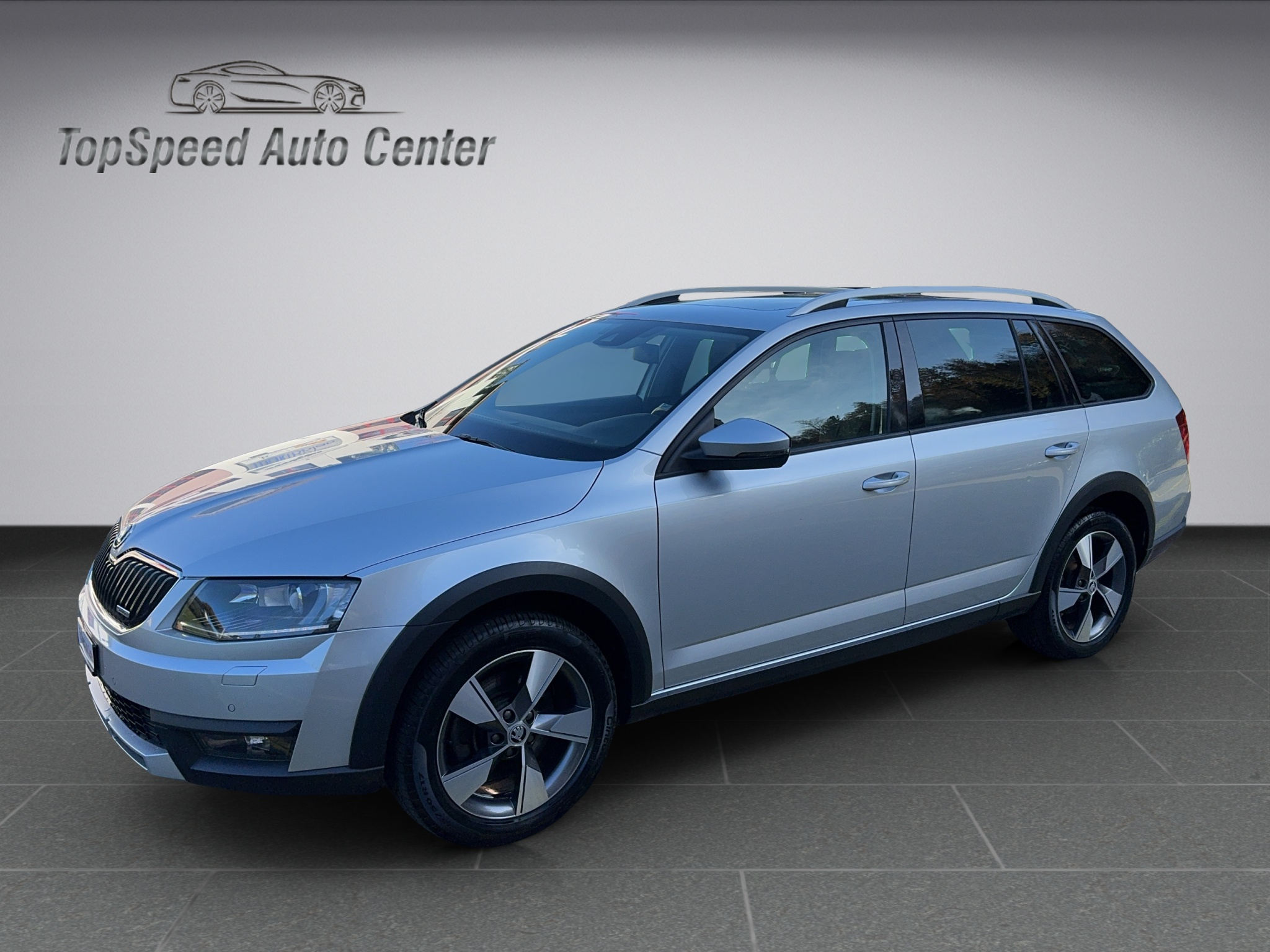 SKODA Octavia Combi 2.0 TDI Scout 4x4 DSG