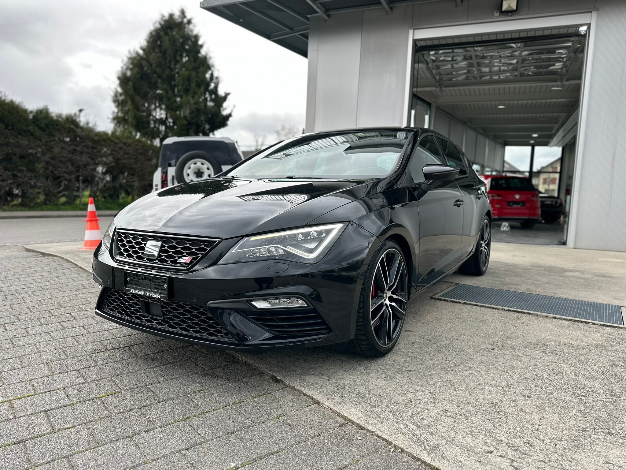 SEAT Leon 2.0 TSI Cupra 300 DSG