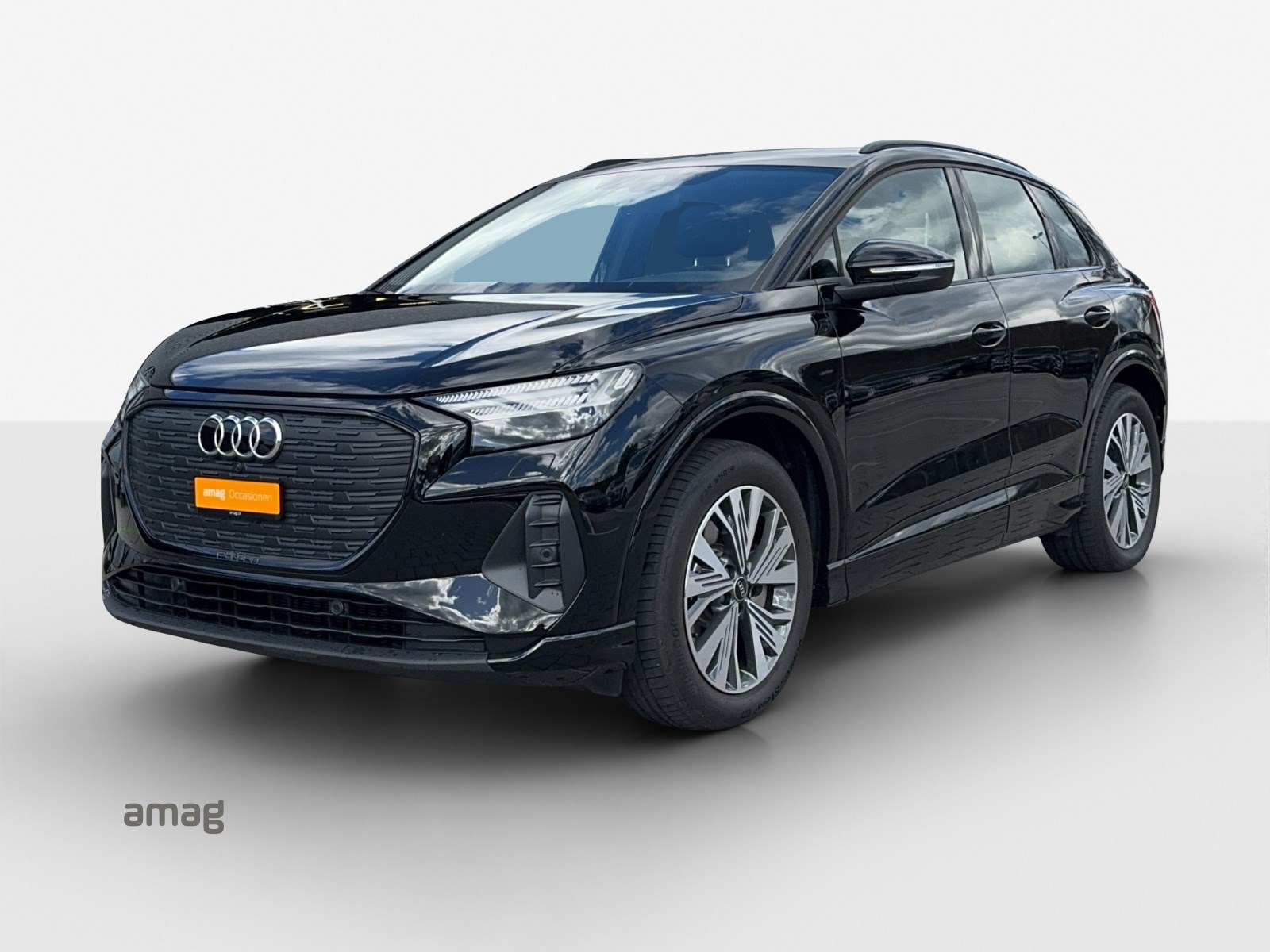 AUDI Q4 e-tron 45 quattro