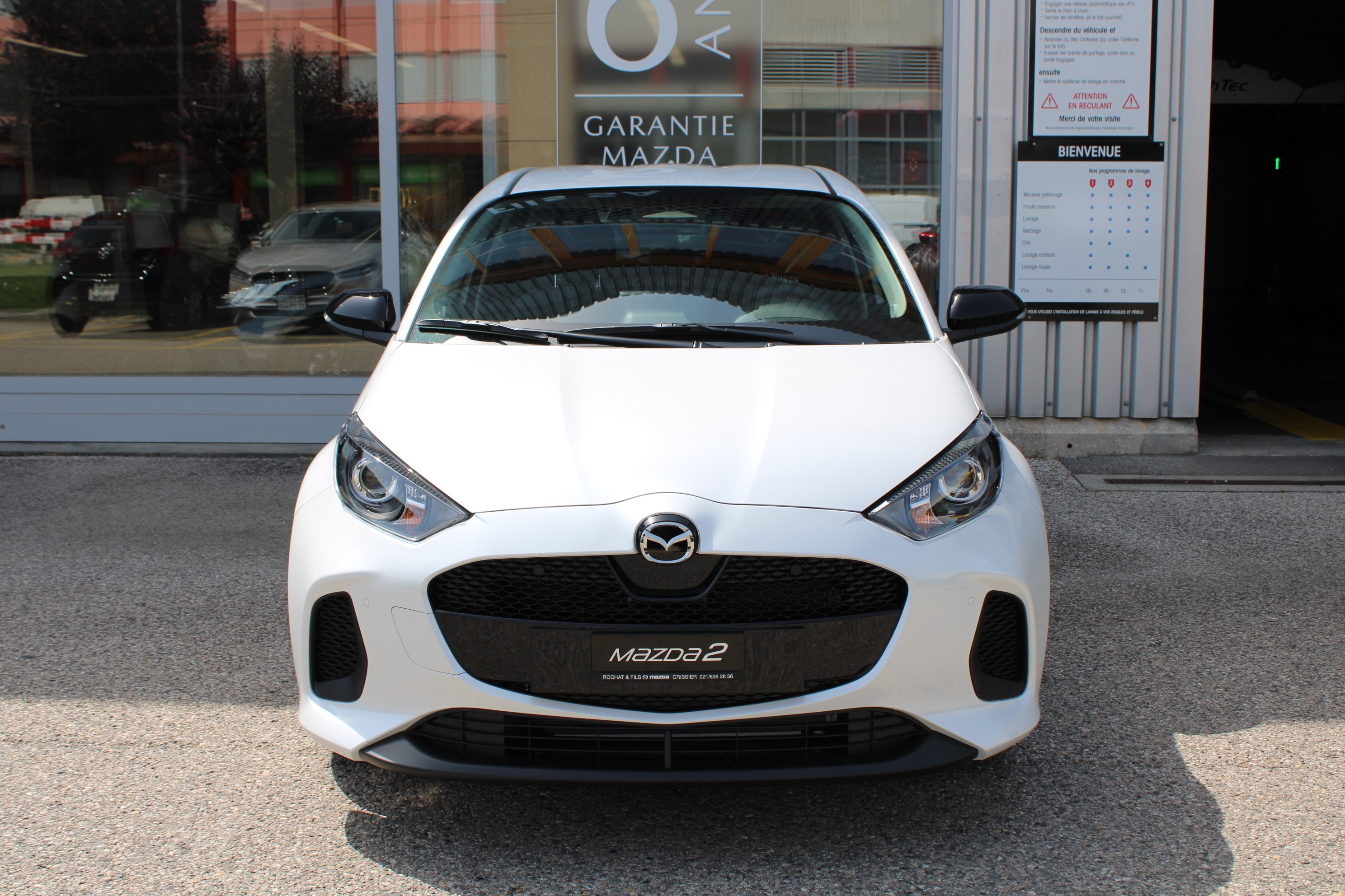 MAZDA 2 Hybrid Exclusive-line