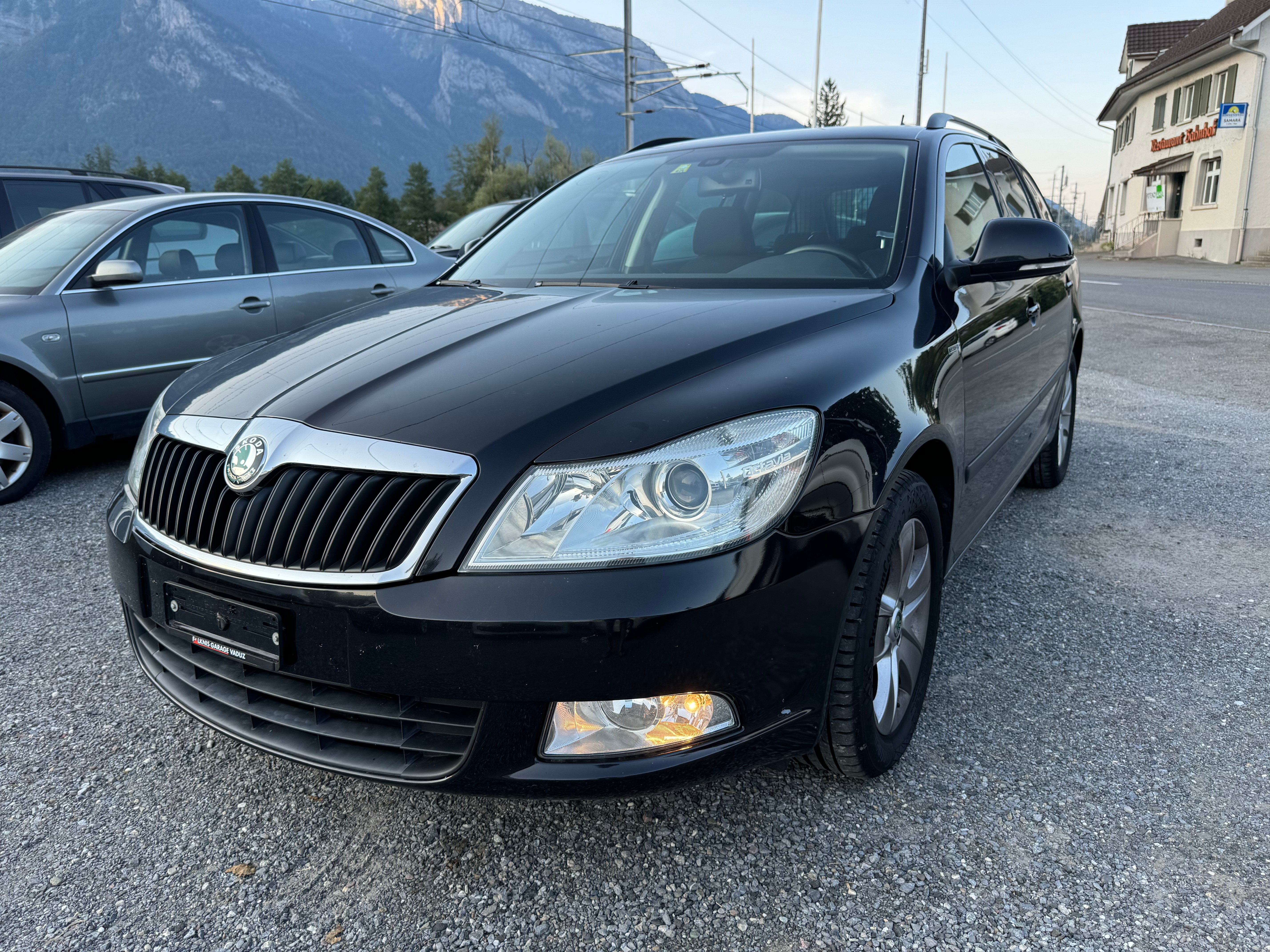 SKODA Octavia Combi 2.0 TDI Twenty20 4x4 DSG