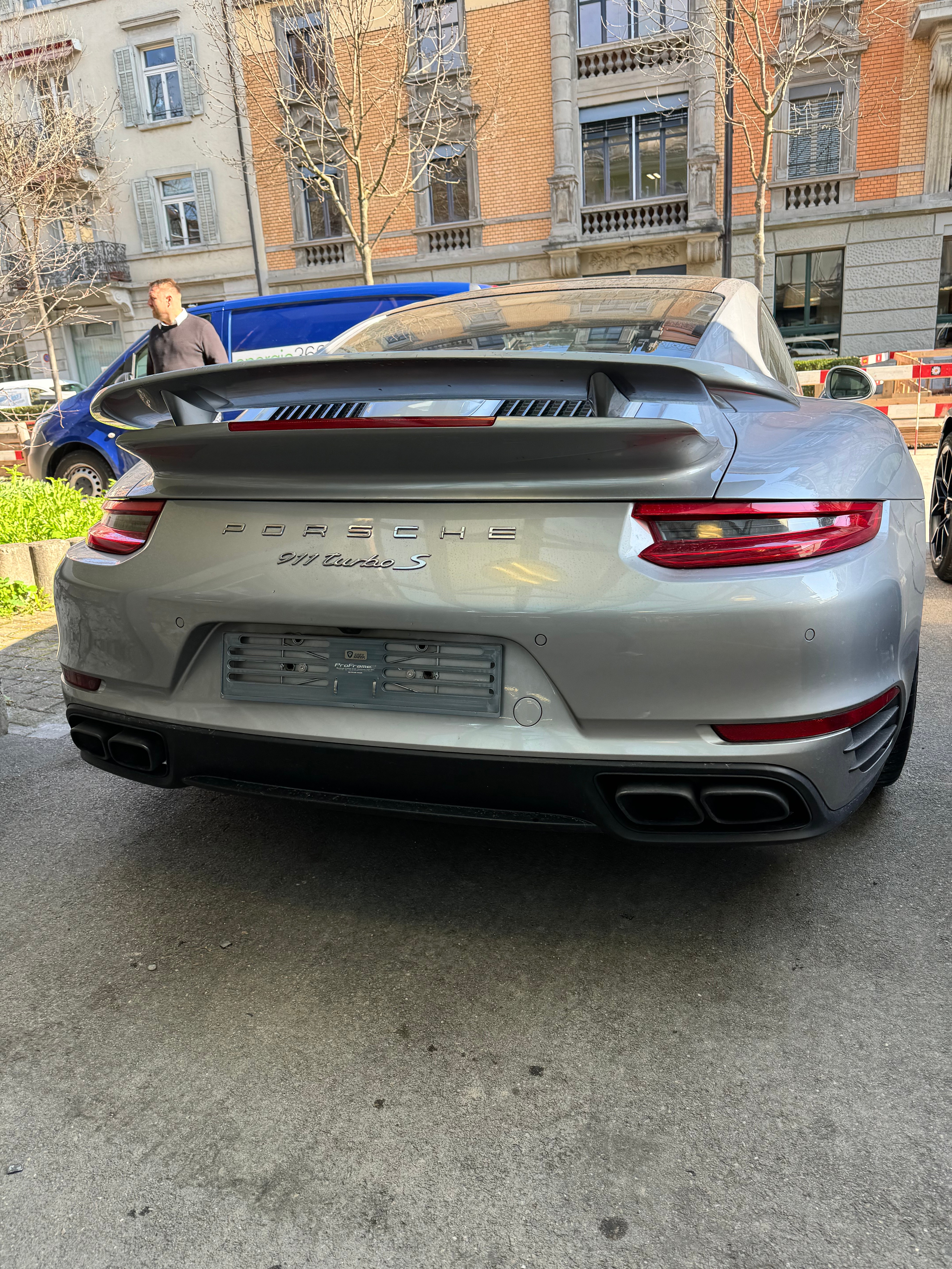 PORSCHE 911 Turbo S PDK