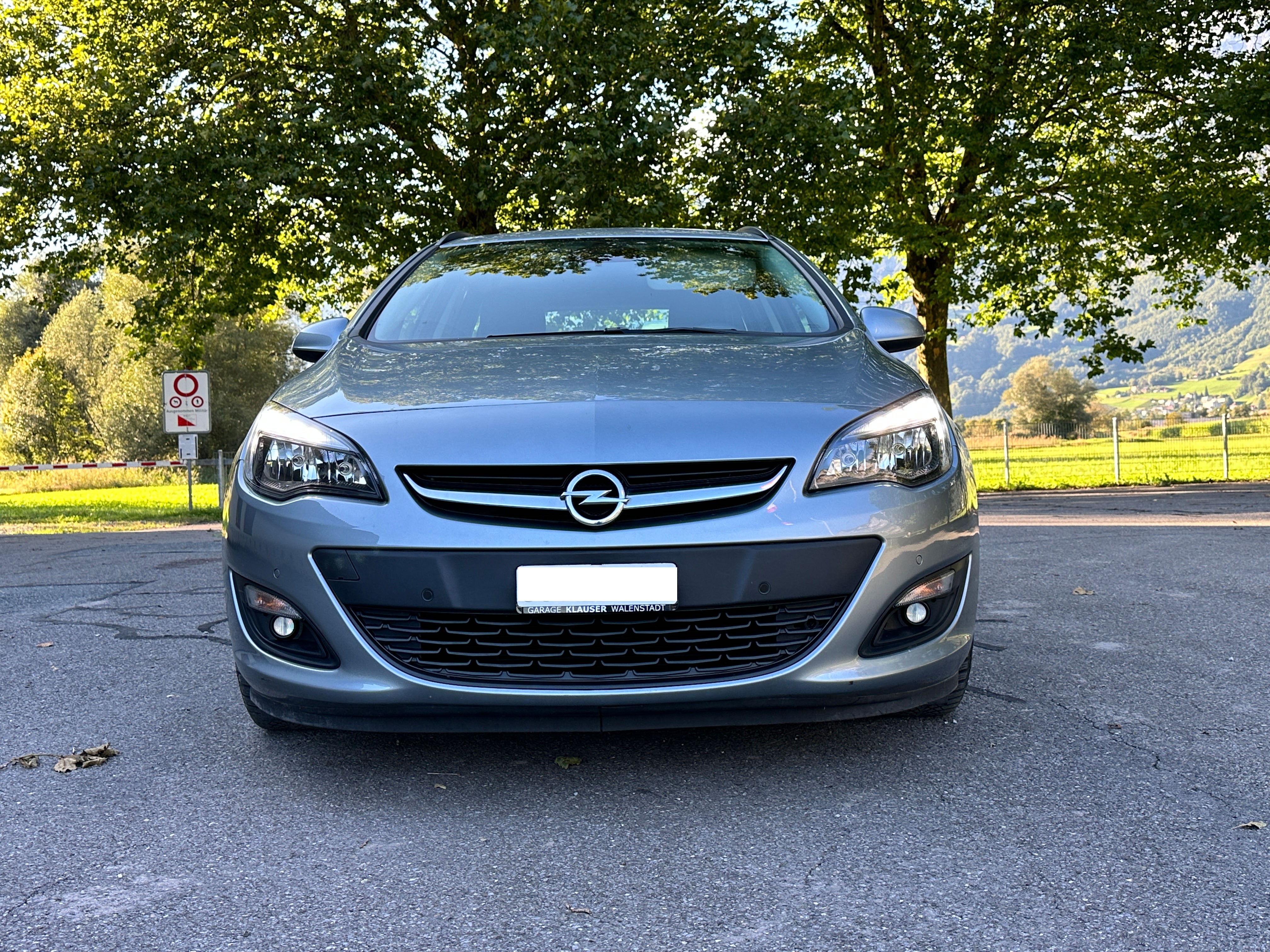 OPEL Astra SportsTourer 1.4i 16V Turbo Drive Automatik