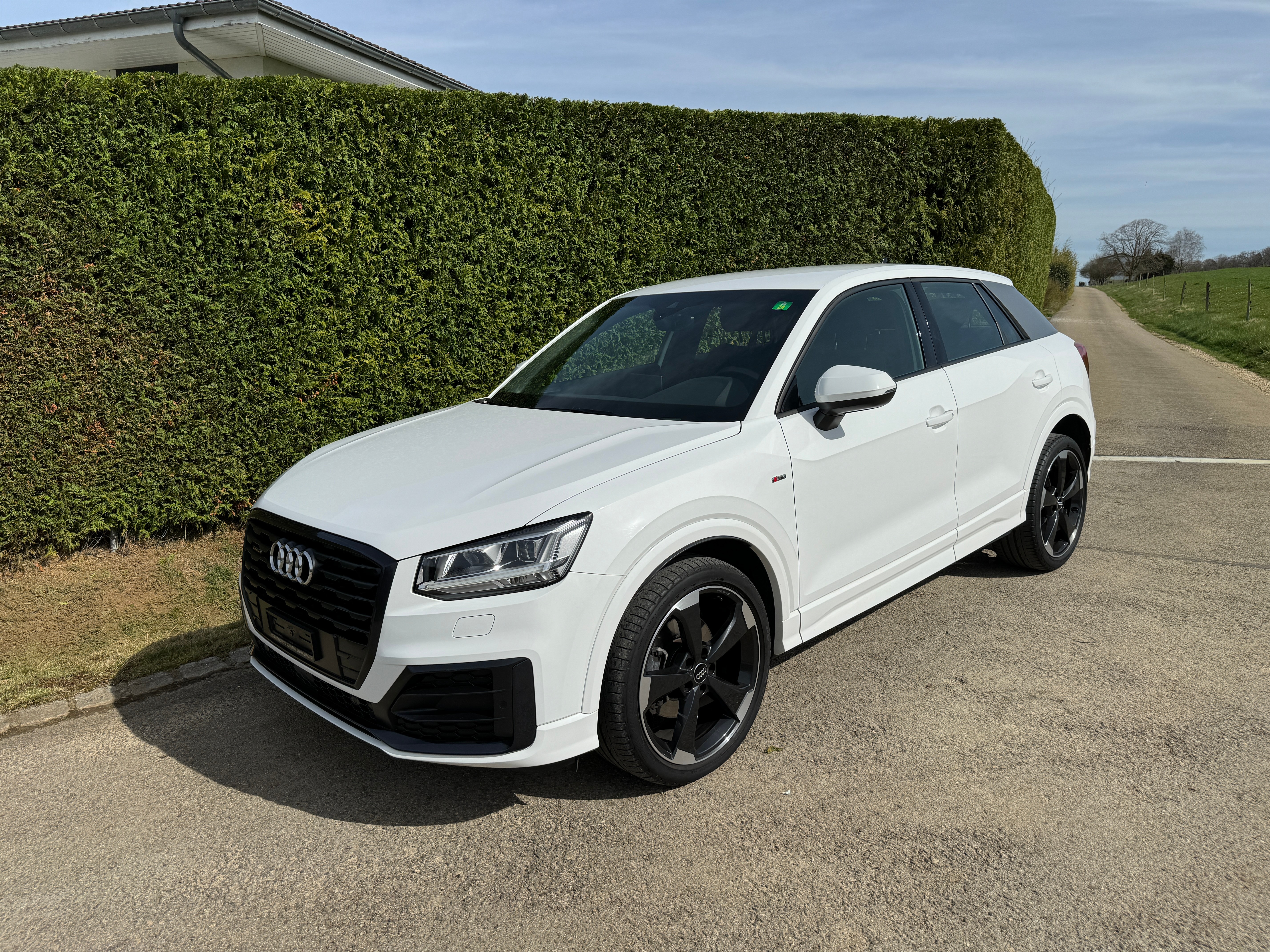 AUDI Q2 40 TFSI Sport quattro S-tronic S-Line