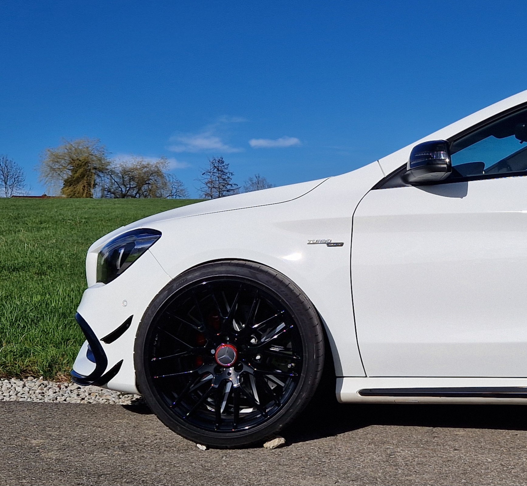 MERCEDES-BENZ CLA Shooting Brake 45 AMG 4Matic Speedshift