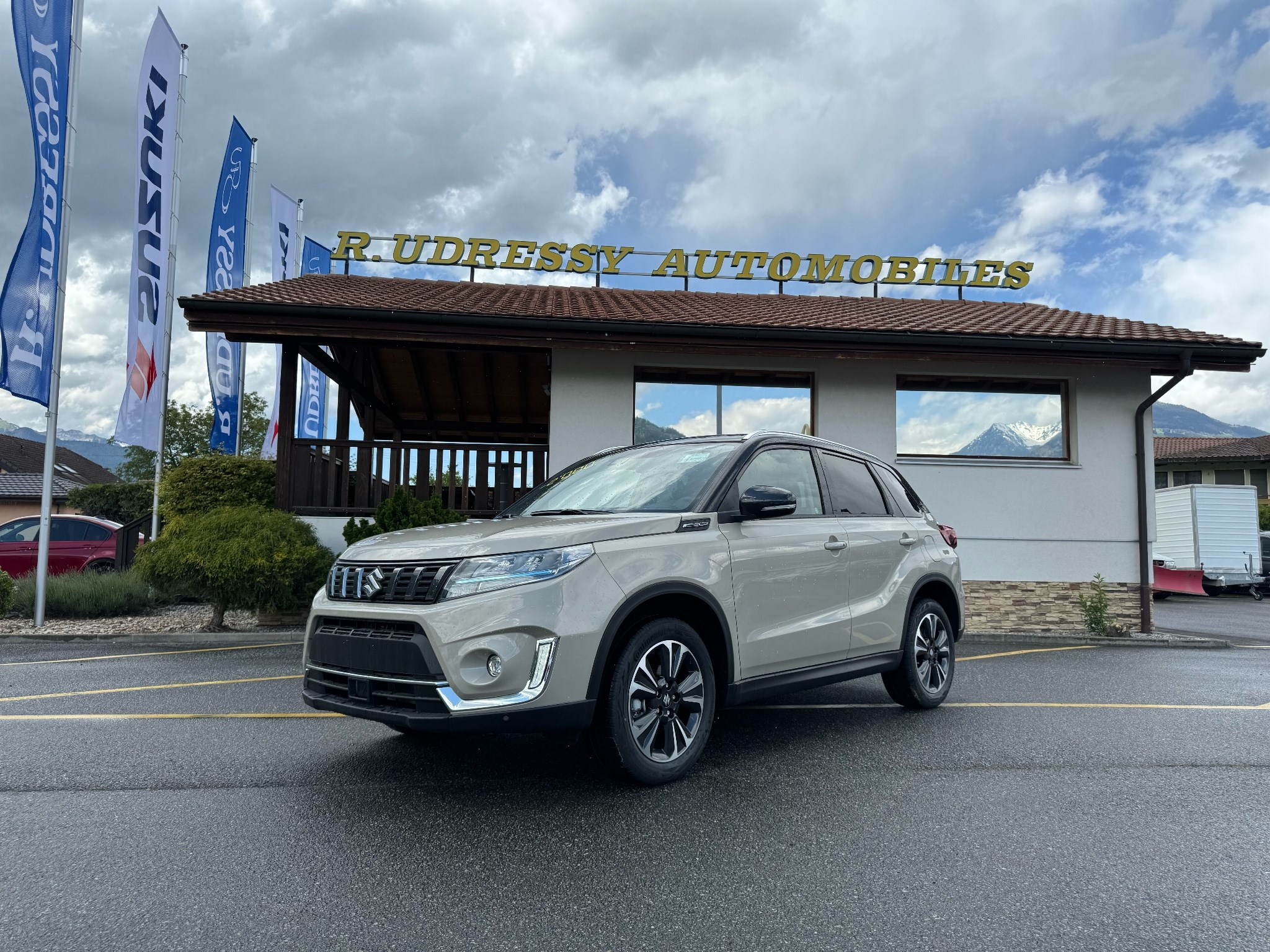 SUZUKI Vitara 1.5 Hy Edition Top