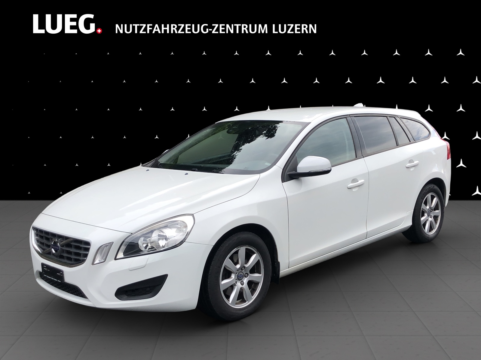 VOLVO V60 T4 Kinetic