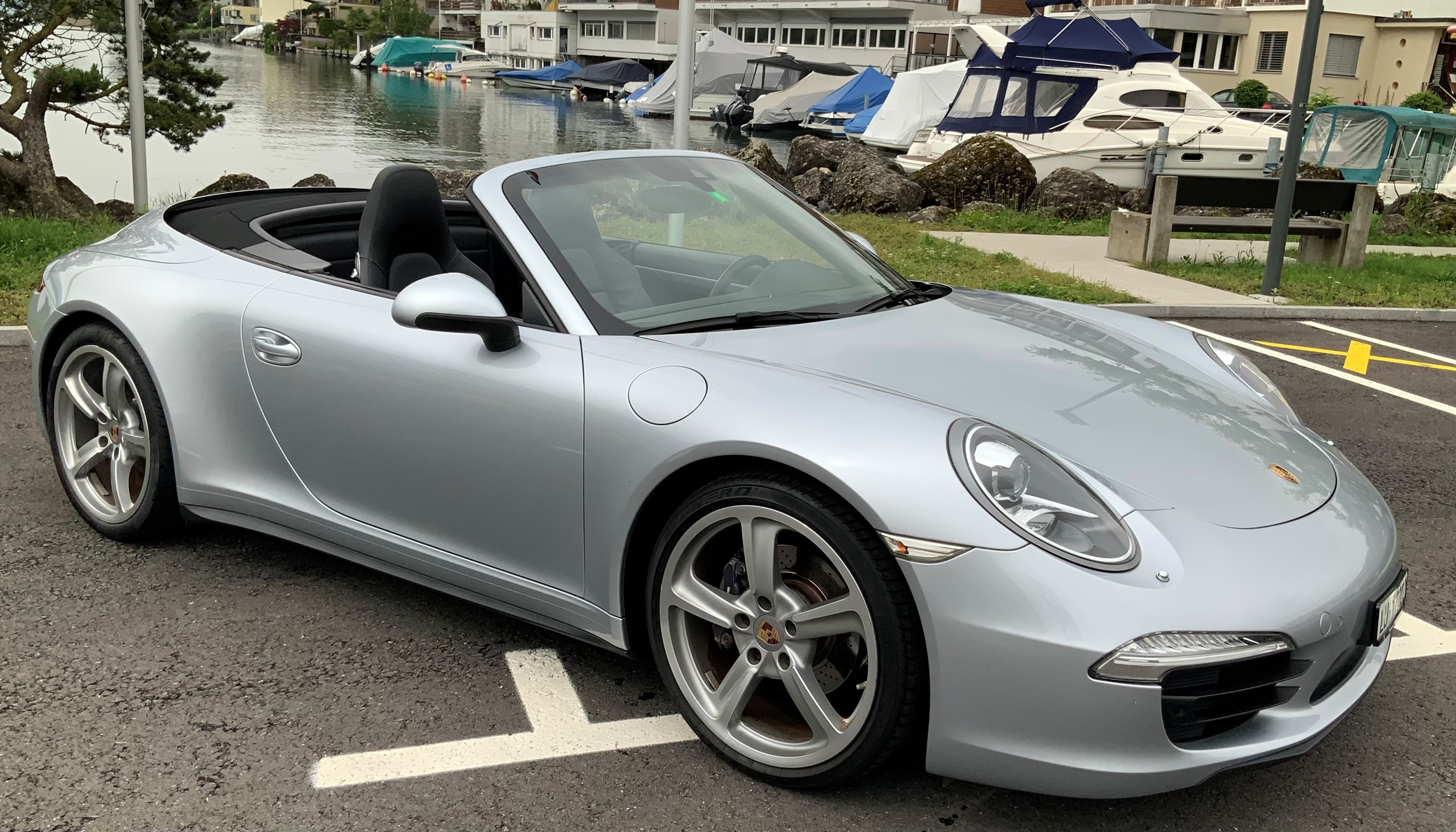 PORSCHE 911 Cabrio Carrera 4 PDK