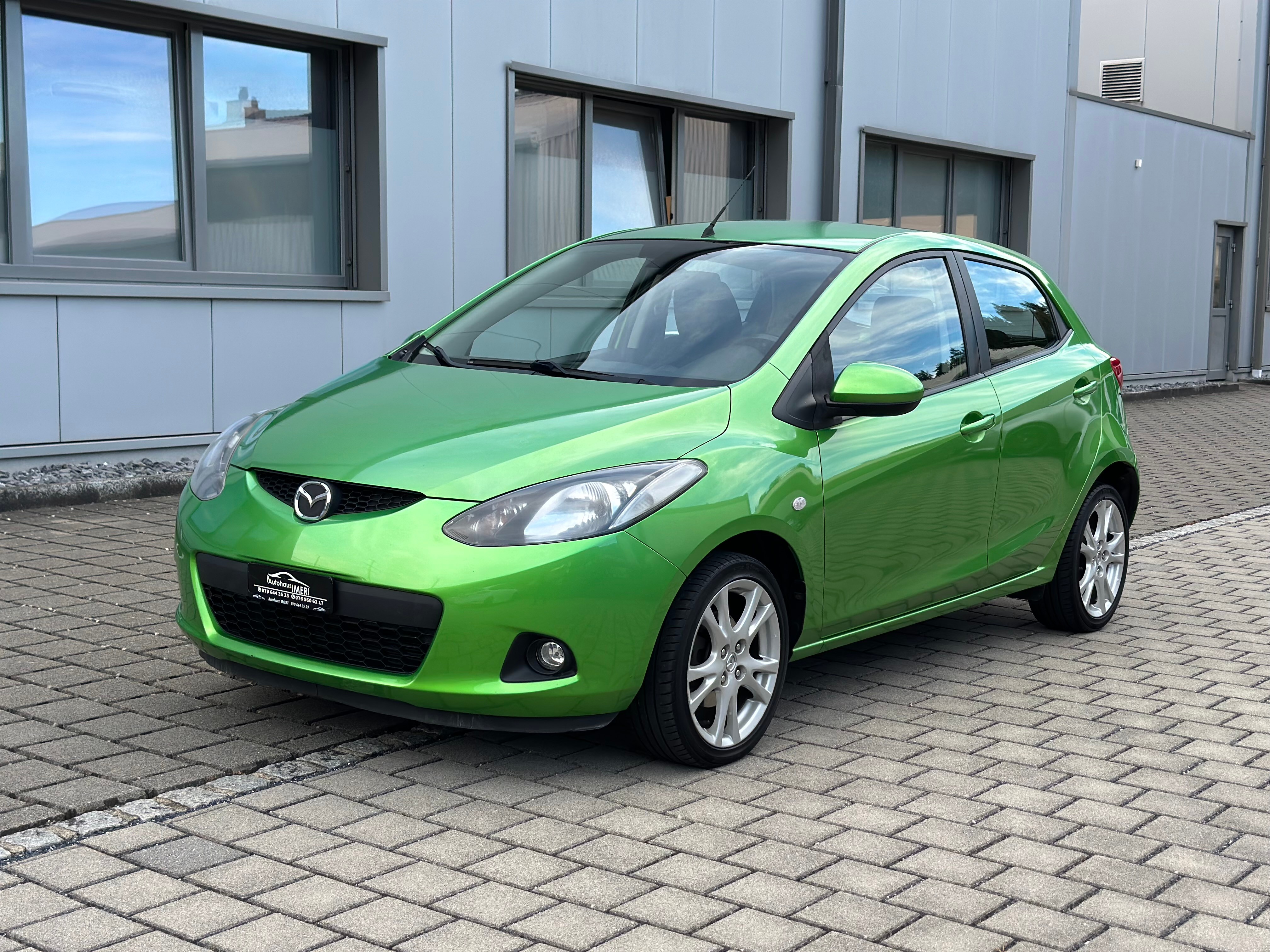 MAZDA 2 1.3i 16V Exclusive