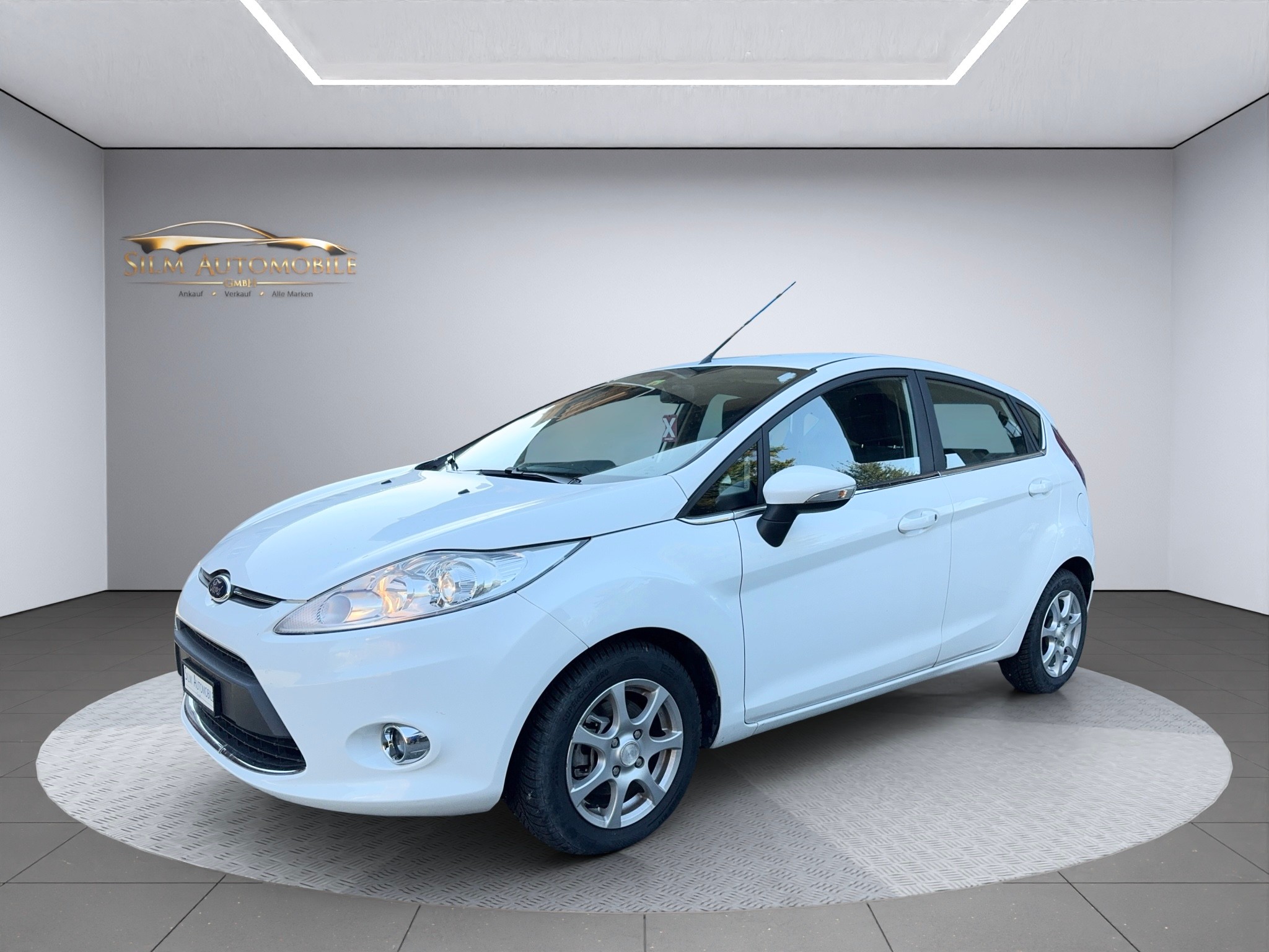 FORD Fiesta 1.4 16V Titanium