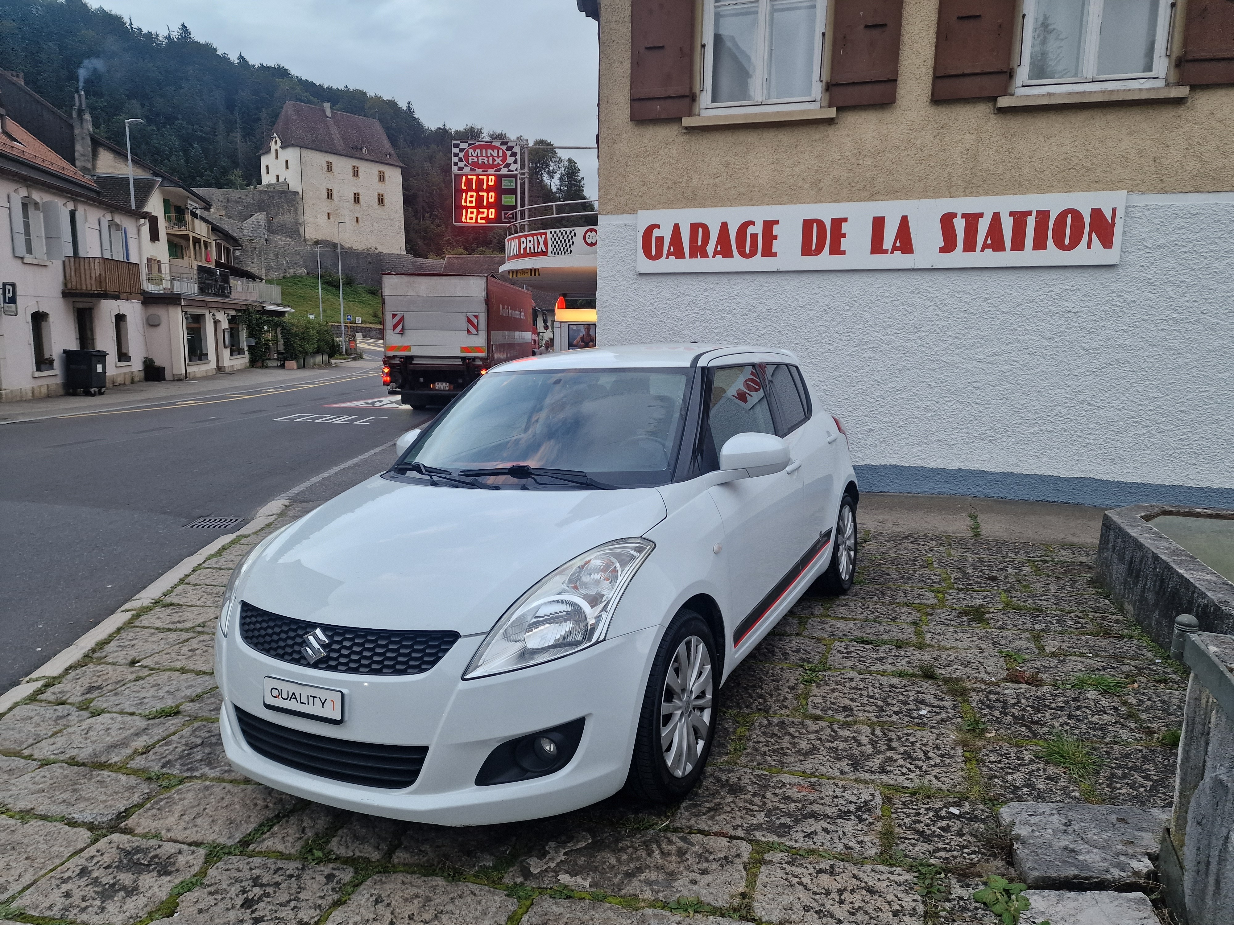 SUZUKI Swift 1.2i 16V GL Sergio Cellano