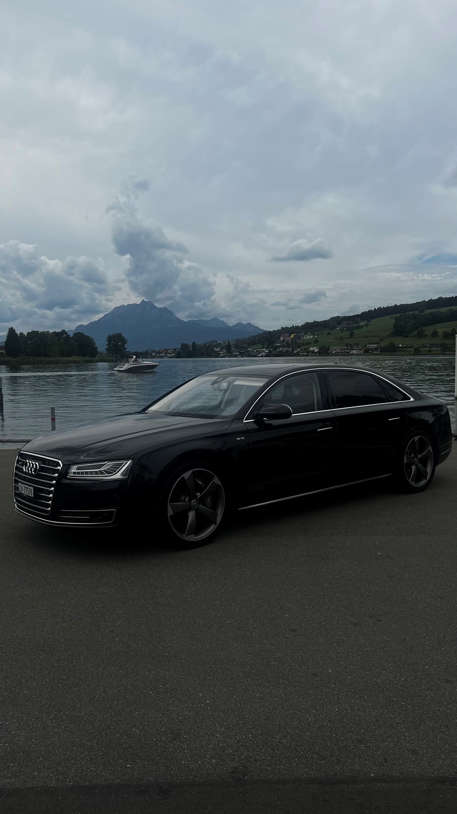 AUDI A8 L 6.3 FSI W12 quattro tiptronic