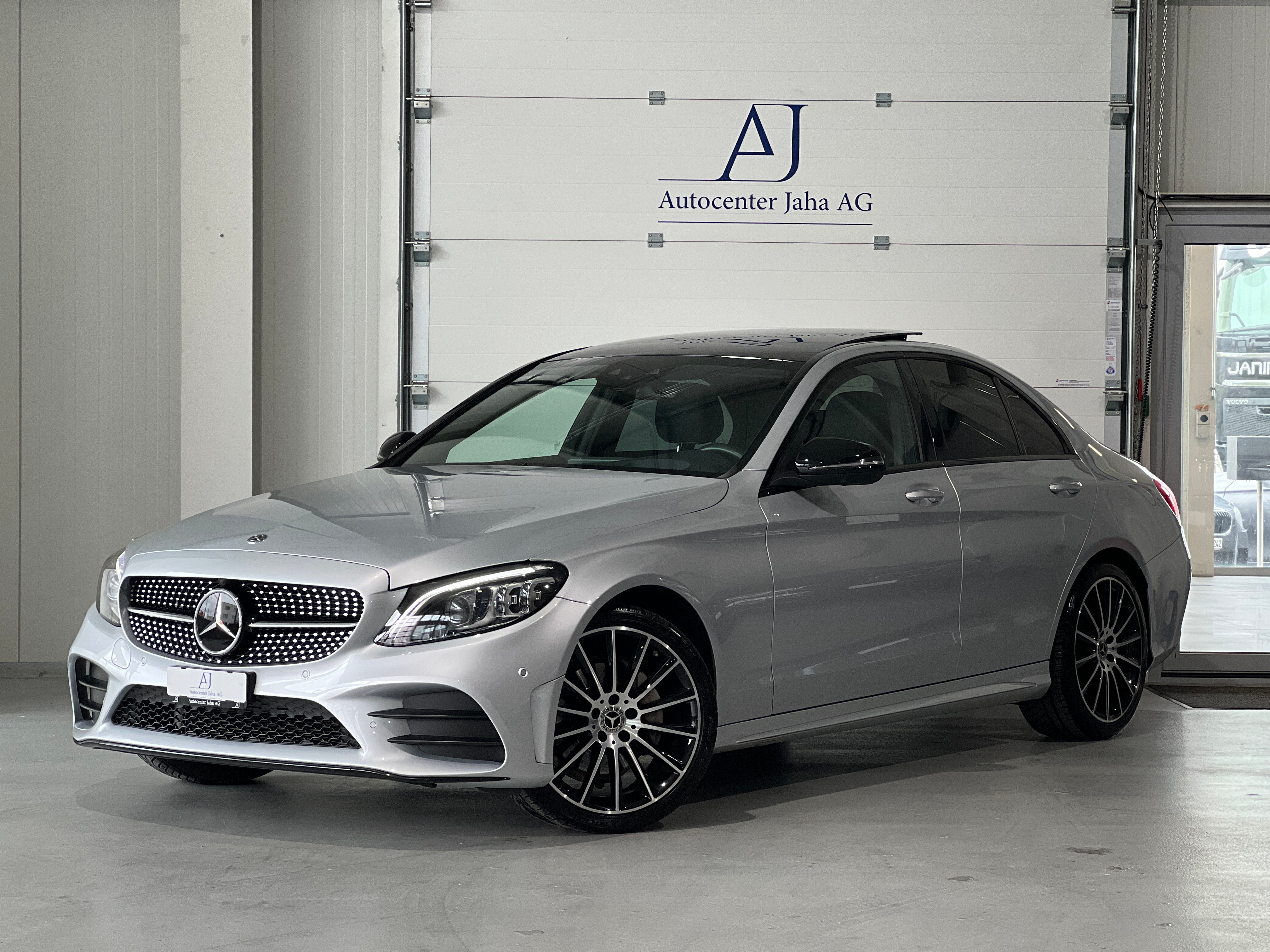 MERCEDES-BENZ C 220 d Swiss Star AMG Line 4Matic 9G-Tronic